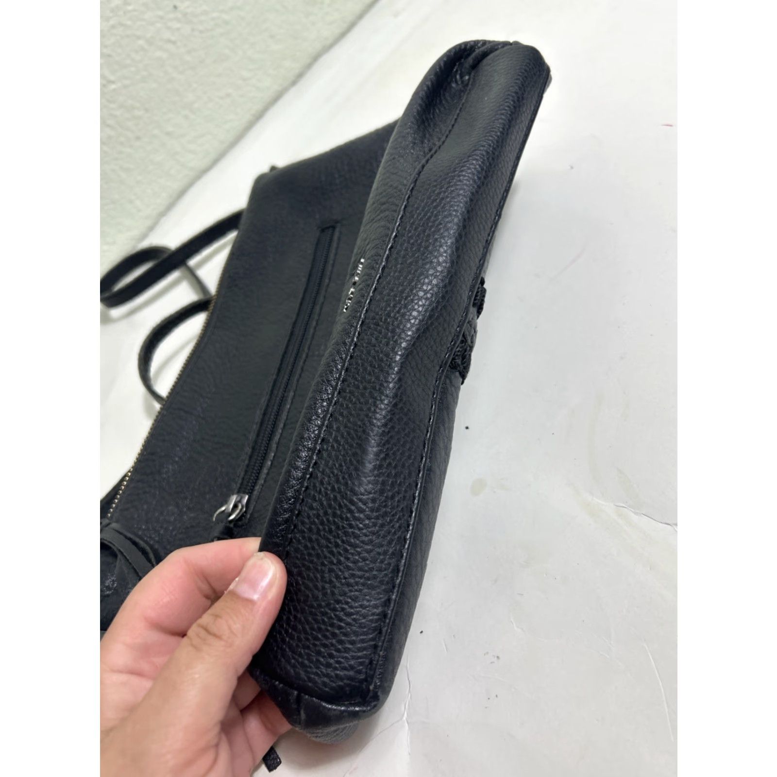 The Sak VINTAGE The Sak Black Leather Crossbody Purse Pebbles Woven 11x8x1.5 Size ONE SIZE - 7 Thumbnail