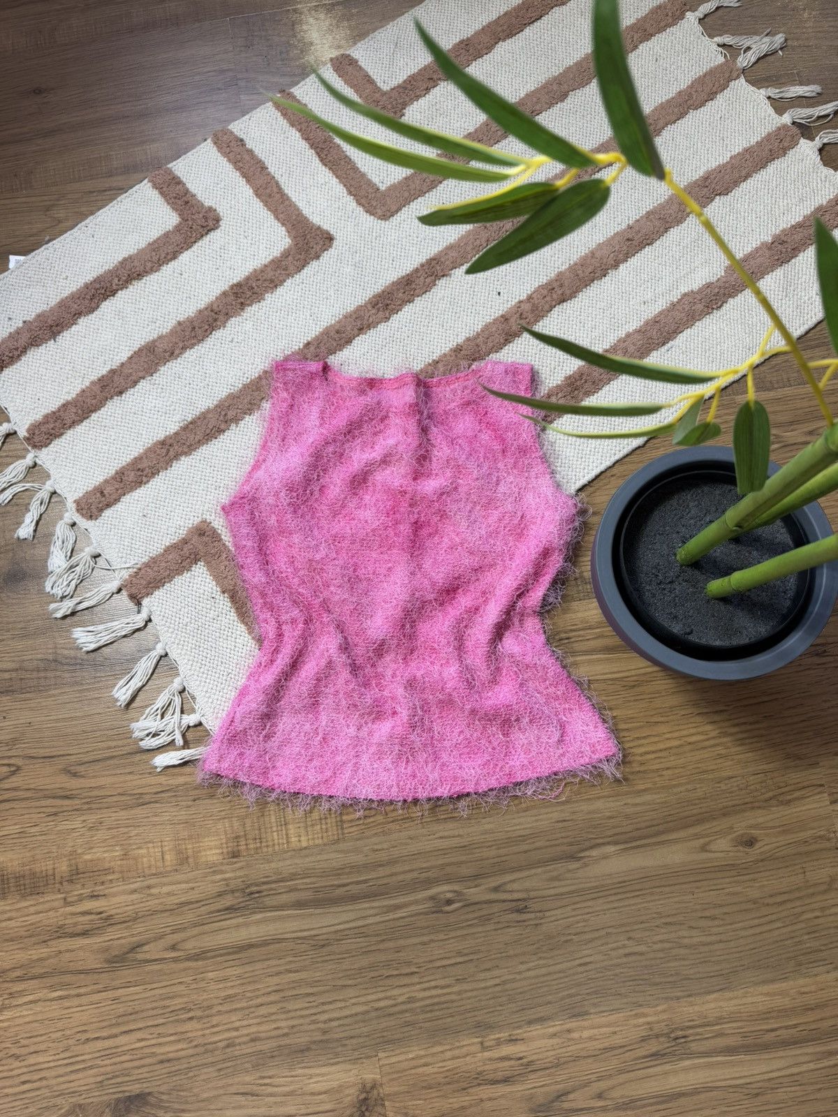 Vintage VINTAGE FLUFFY FUR PINK CUTE TANK TOP Size M / US 6-8 / IT 42-44 - 2 Thumbnail