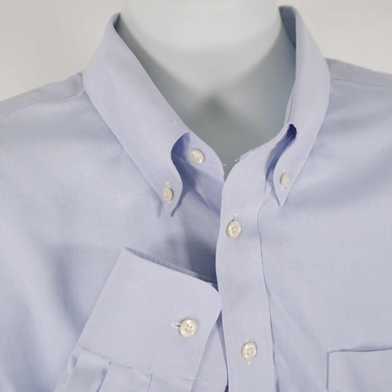 Paul Fredrick DAMAGED Paul Fredrick Blue Non Iron 17 / 37 Button Down Two Size US XL / EU 56 / 4 - 2 Thumbnail