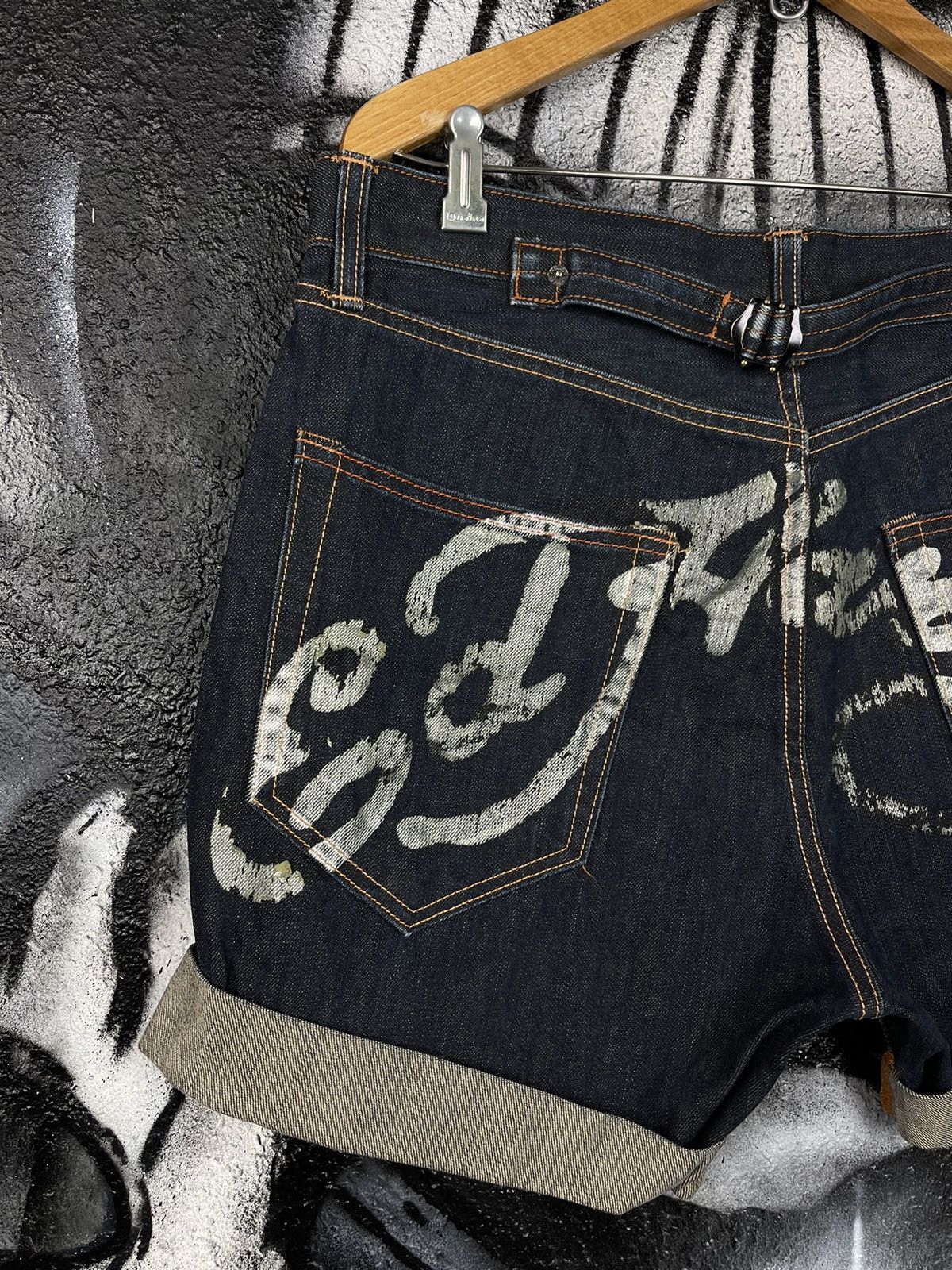 Ed Hardy Ed Hardy by Christian Audigier Jeans Shorts Size 36 Size US 36 / EU 52 - 9 Thumbnail