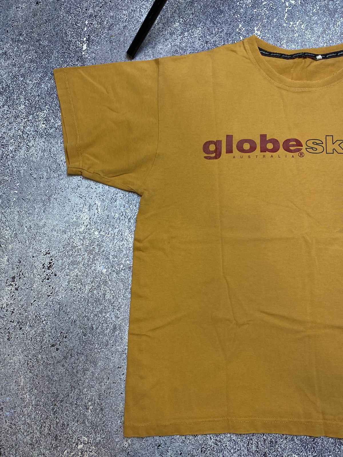 Globe × Vintage 💥Y2K CRAZY DISTRESSED GLOBE TEE Size US XL / EU 56 / 4 - 3 Thumbnail