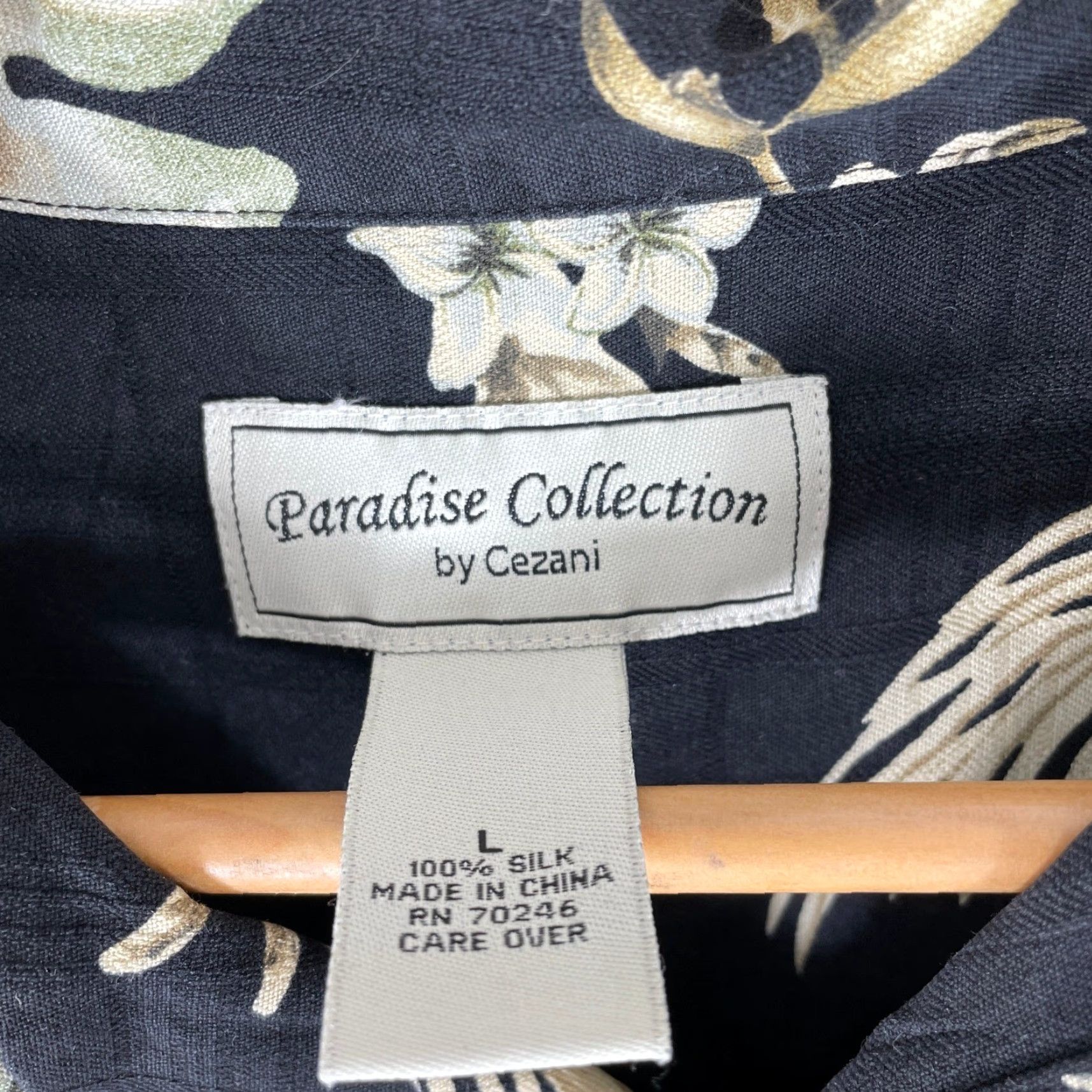 Paradise Paradise Collection by Cezani Silk Floral Tropical Aloha Hawaiian Shirt Mens L Black Button-Up Short Sleeve Size US L / EU 52-54 / 3 - 3 Thumbnail