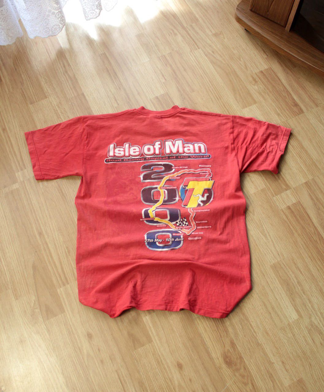 Vintage 🔥 TT Isle Of Man Vintage 2000 Road Races Moto Racing T Shirt Size US M / EU 48-50 / 2 - 2 Thumbnail