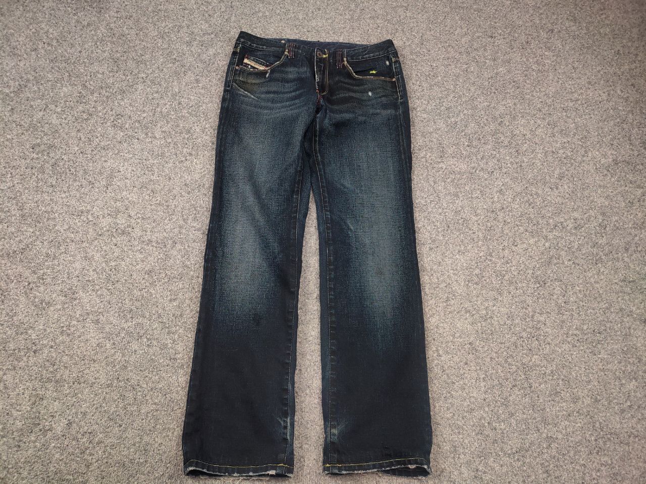 Diesel Vintage Diesel Rippy Logo Distressed Faded Denim Jeans Y2K Size 27" / US 4 / IT 40 - 3 Thumbnail