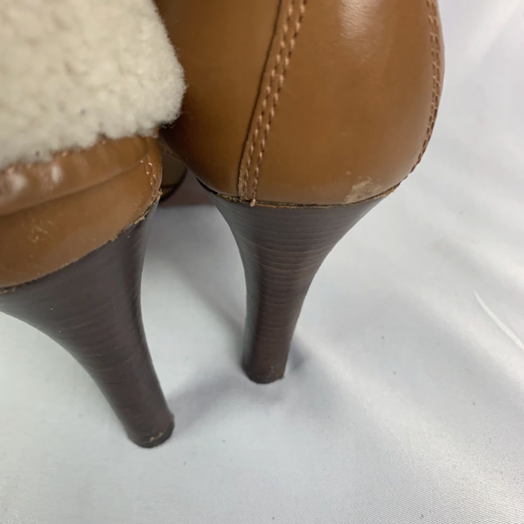 Brooks Brothers VINTAGE Brooks Brothers Women’s Bootie Brown Leather 4" Heeled Foldover Booties 8M Womens Boots Brown Leather 90s Size US 8 / IT 38 - 7 Thumbnail