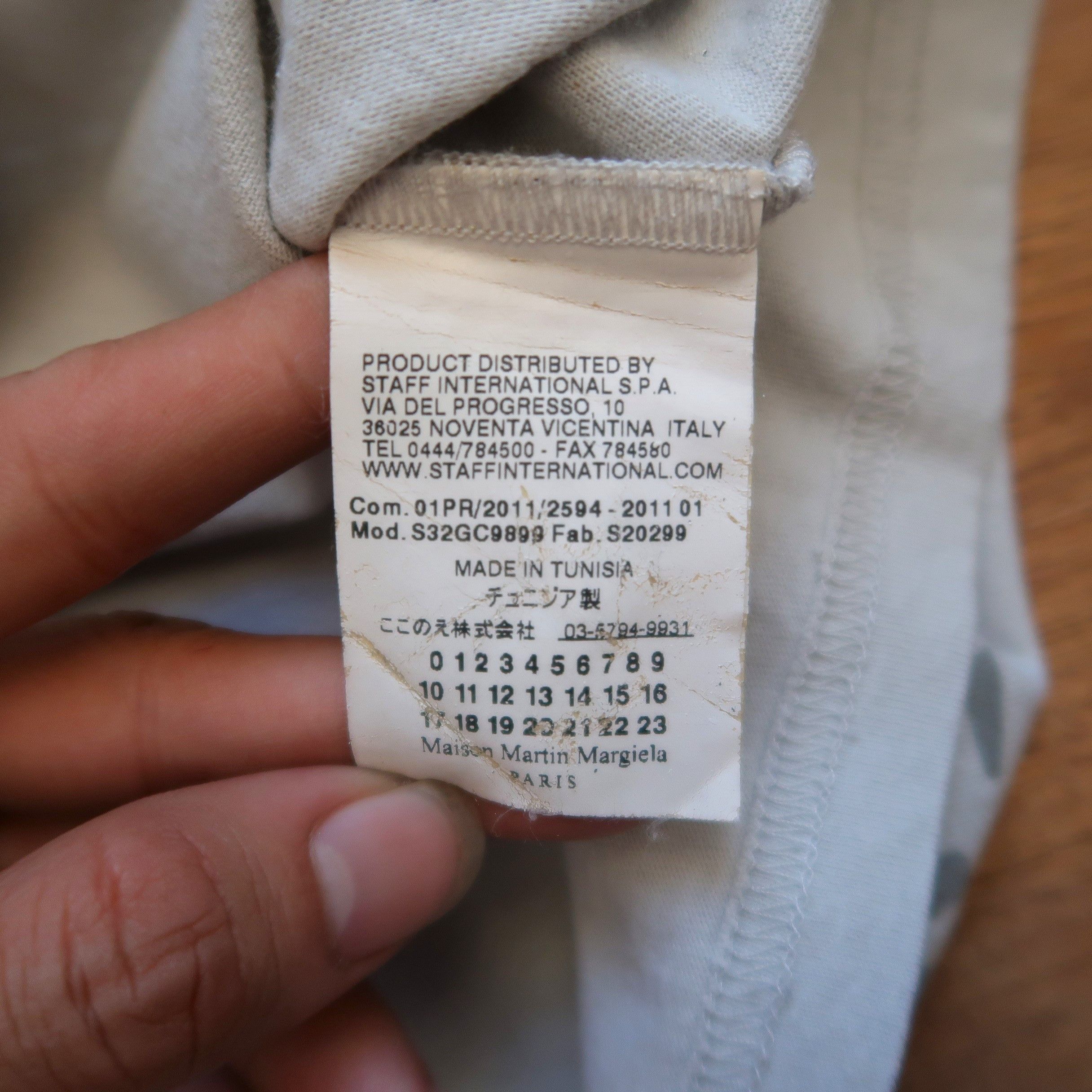 Maison Margiela SS 2011 Aids Awareness Reflective T-Shirt Size US S / EU 44-46 / 1 - 12 Thumbnail