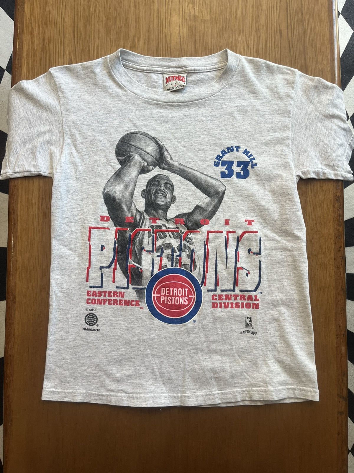 NBA Vintage Grant Hill Detroit Pistons player ( Kid size )90’s Size US XS / EU 42 / 0 - 3 Thumbnail
