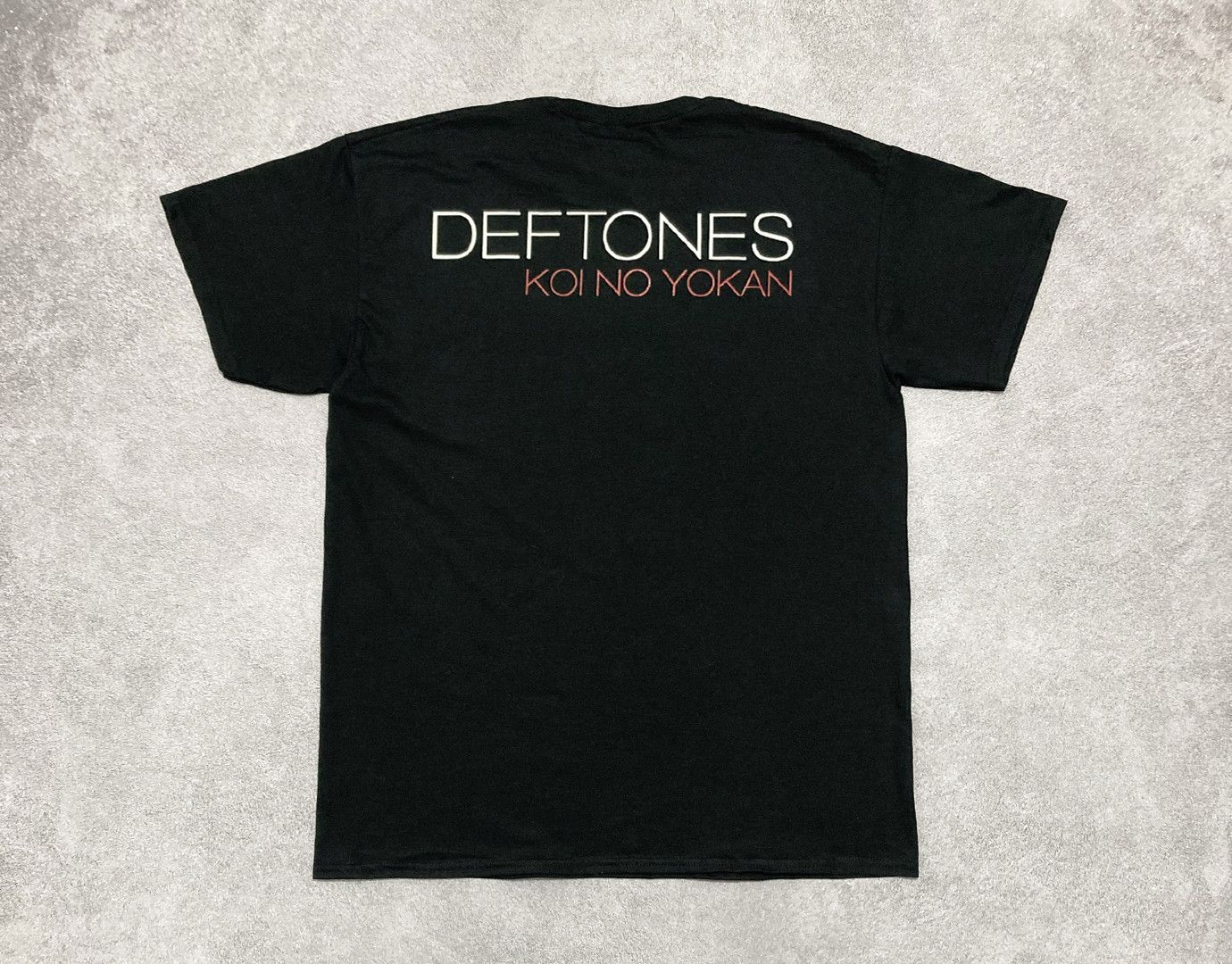 Band Tees T-shirt Deftones - Koi No Yokan - nu metal Size US L / EU 52-54 / 3 - 7 Thumbnail