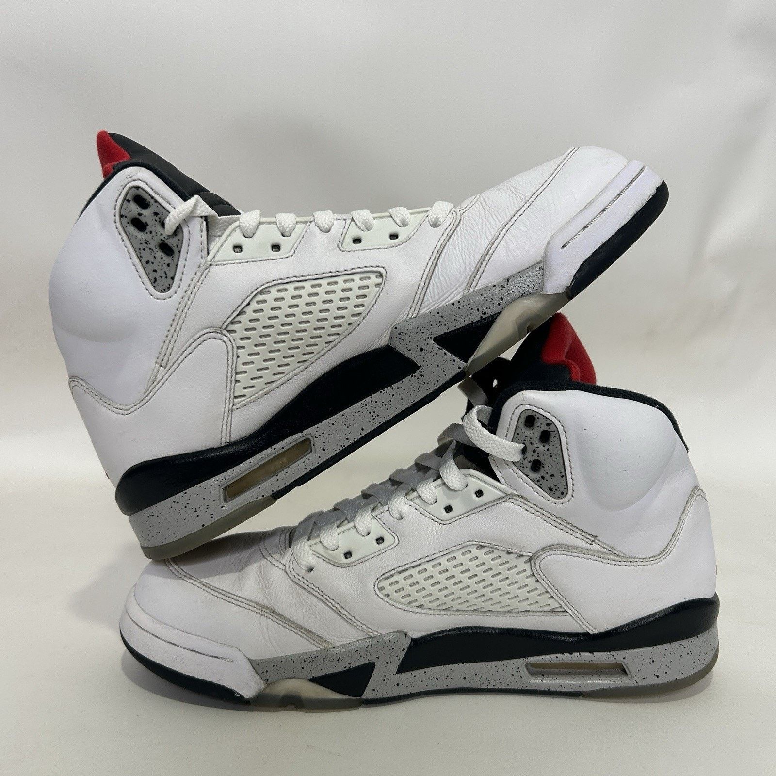 Jordan Brand Nike Air Jordan 5 Retro OG “White Cement” Size US 8 / EU 41 - 3 Thumbnail