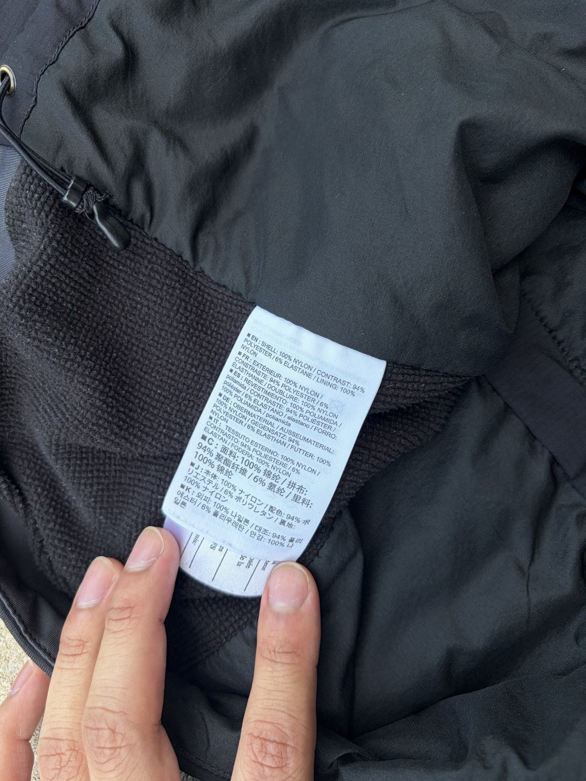Arc'teryx Arc’teryx Atom LT ‘Black’ Size US M / EU 48-50 / 2 - 22 Thumbnail