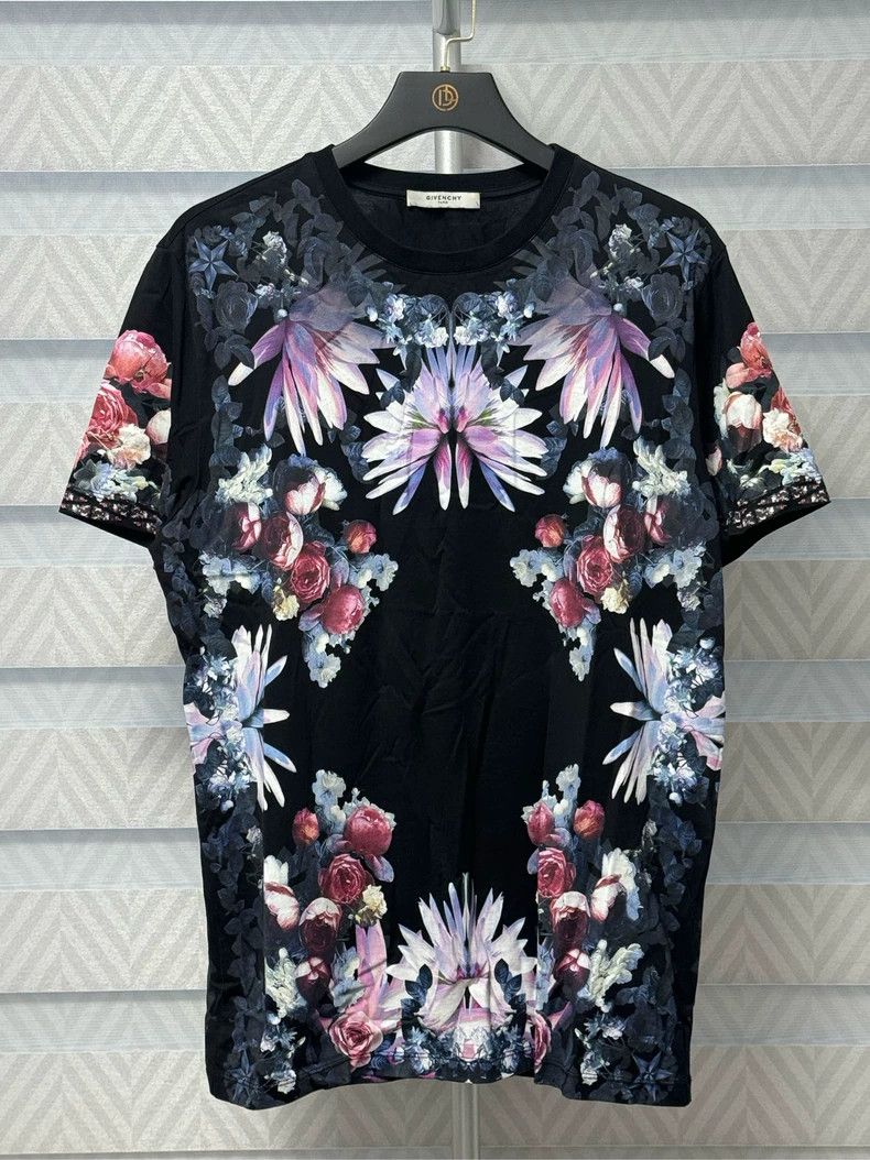 Other Givenchy Floral Short Sleeve Size US S / EU 44-46 / 1 - 1 Thumbnail