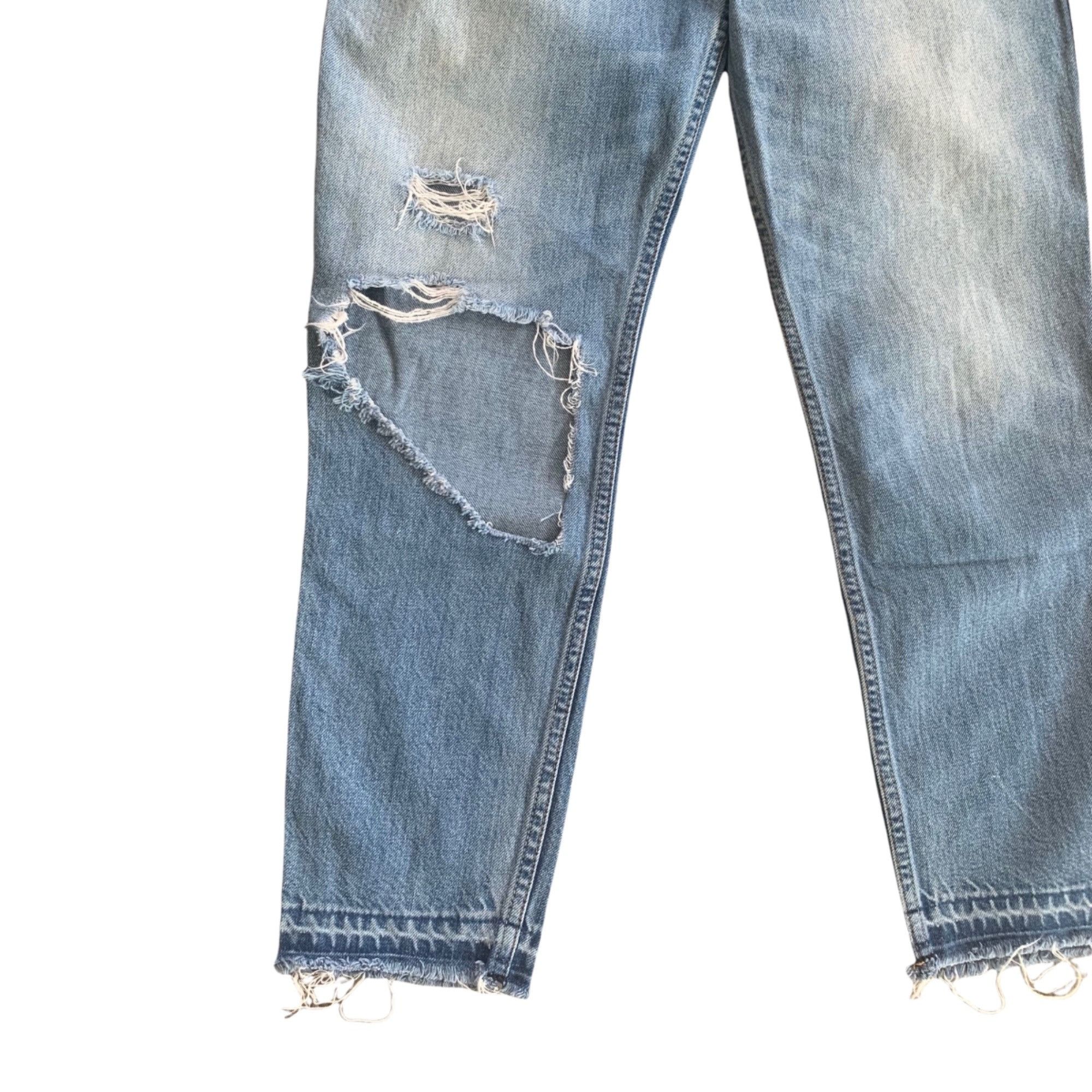 Abercrombie & Fitch Abercrombie & Fitch Medium Wash Denim Raw Hem Distressed Cap Size 25" / US 0 / IT 36 - 4 Thumbnail