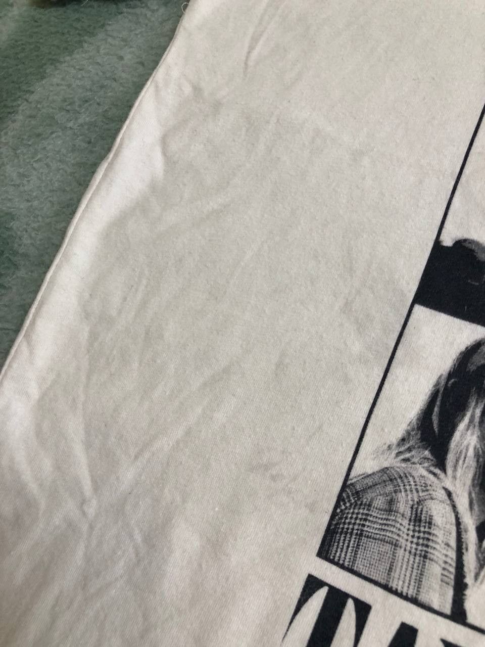Vintage Taylor Swift The Eras Tour Beige T-Shirt Official Merch Size US XS / EU 42 / 0 - 7 Thumbnail