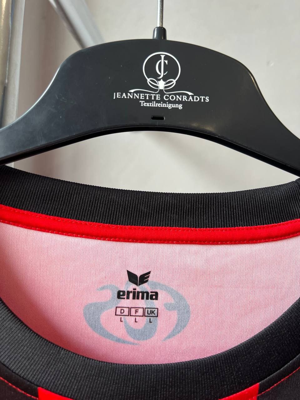 Erima 2016/17 NEUCHATEL XAMAX HOME SOCCER JERSEY FOOTBALL SHIRT L Size US L / EU 52-54 / 3 - 7 Thumbnail
