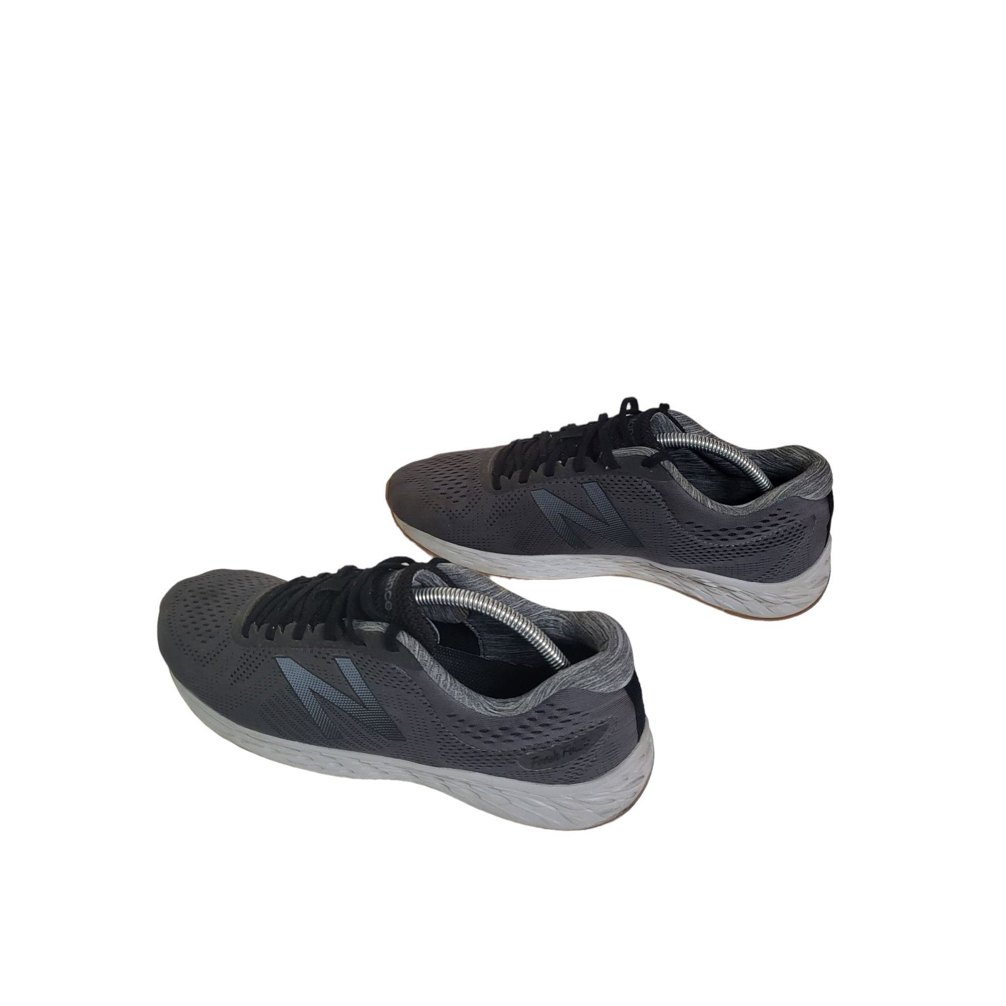 New Balance New Balance Maris Fresh Foam Sneakers Men Sz 11 Gray Running Size US 11 / EU 44 - 2 Thumbnail
