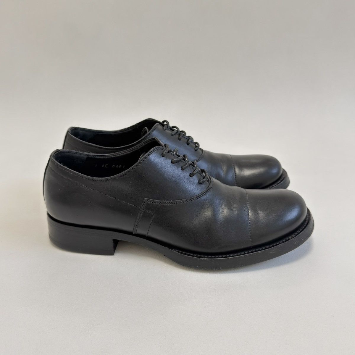 Prada Mid 2000s Black Leather Derby Shoes Size US 8 / EU 41 - 7 Thumbnail