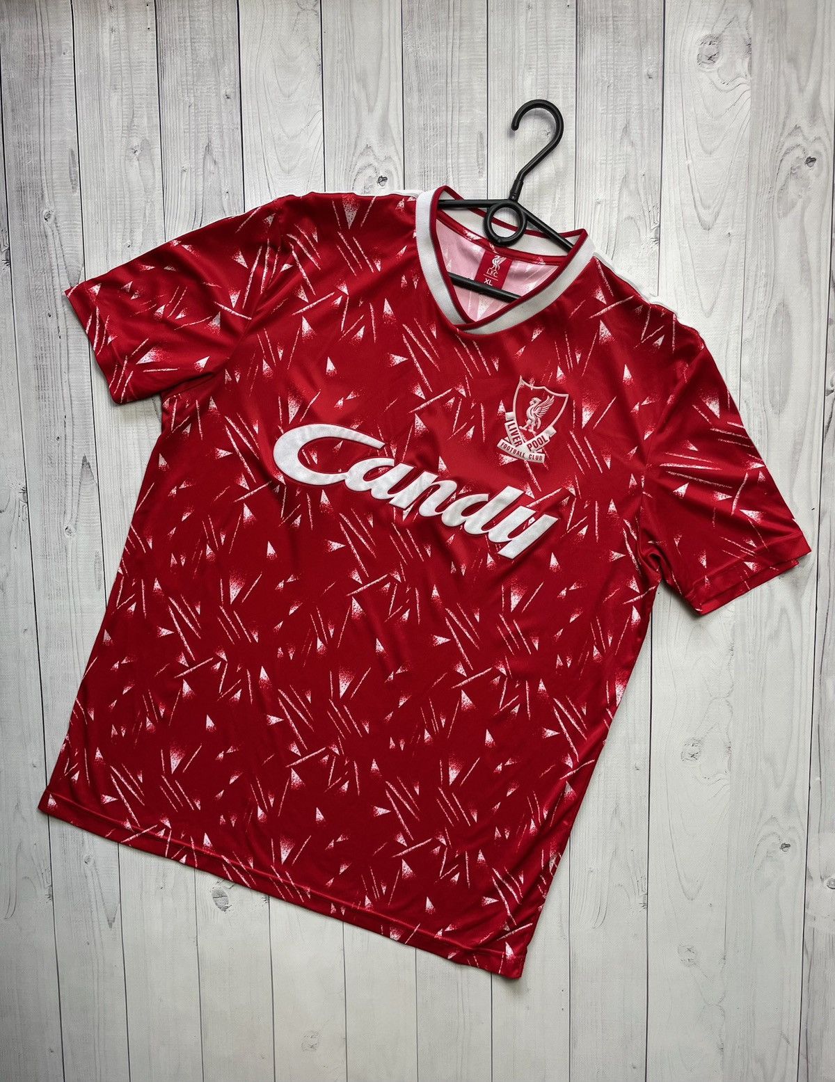 Vintage Vintage Liverpool soccer jersey Retro logo rare size XL Size US XL / EU 56 / 4 - 1 Thumbnail