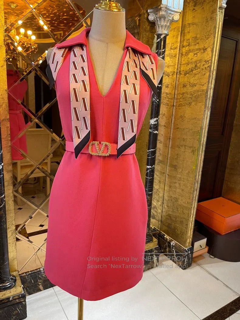 Valentino Valentino Rose red dress Size M / US 6-8 / IT 42-44 - 1 Thumbnail