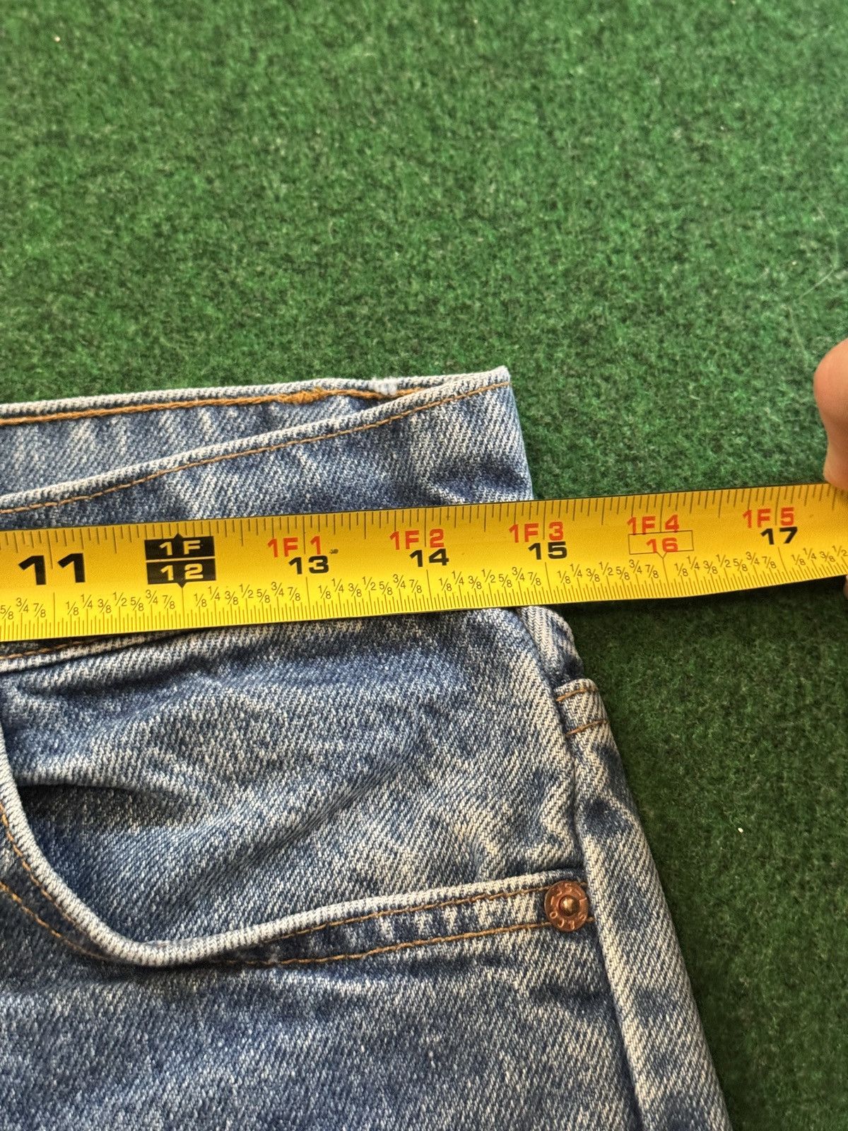 Levi's Vintage Clothing Vintage 90s Levi’s 517 Cutoff Jorts Grunge 9” Denim Shorts Size US 30 / EU 46 - 6 Thumbnail