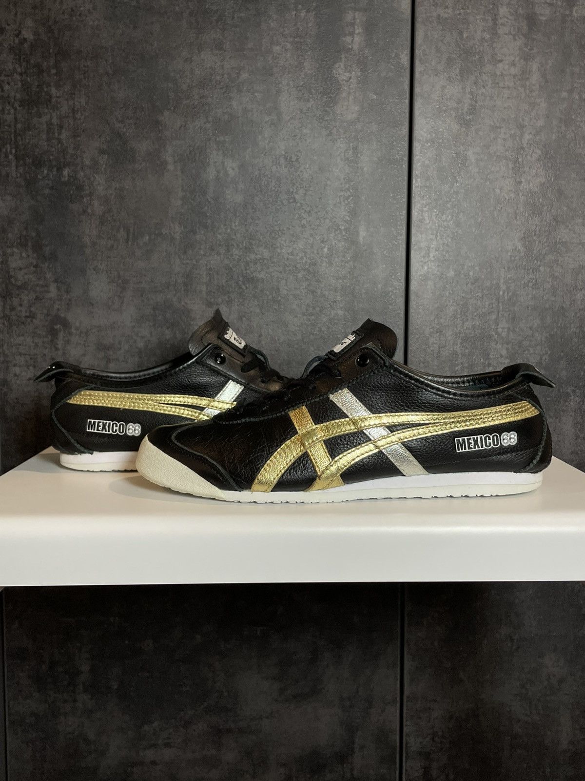 Onitsuka Tiger Onitsuka Tiger Silver Gold Onitsuka Tiger Size US 9.5 / IT 39.5 - 2 Thumbnail