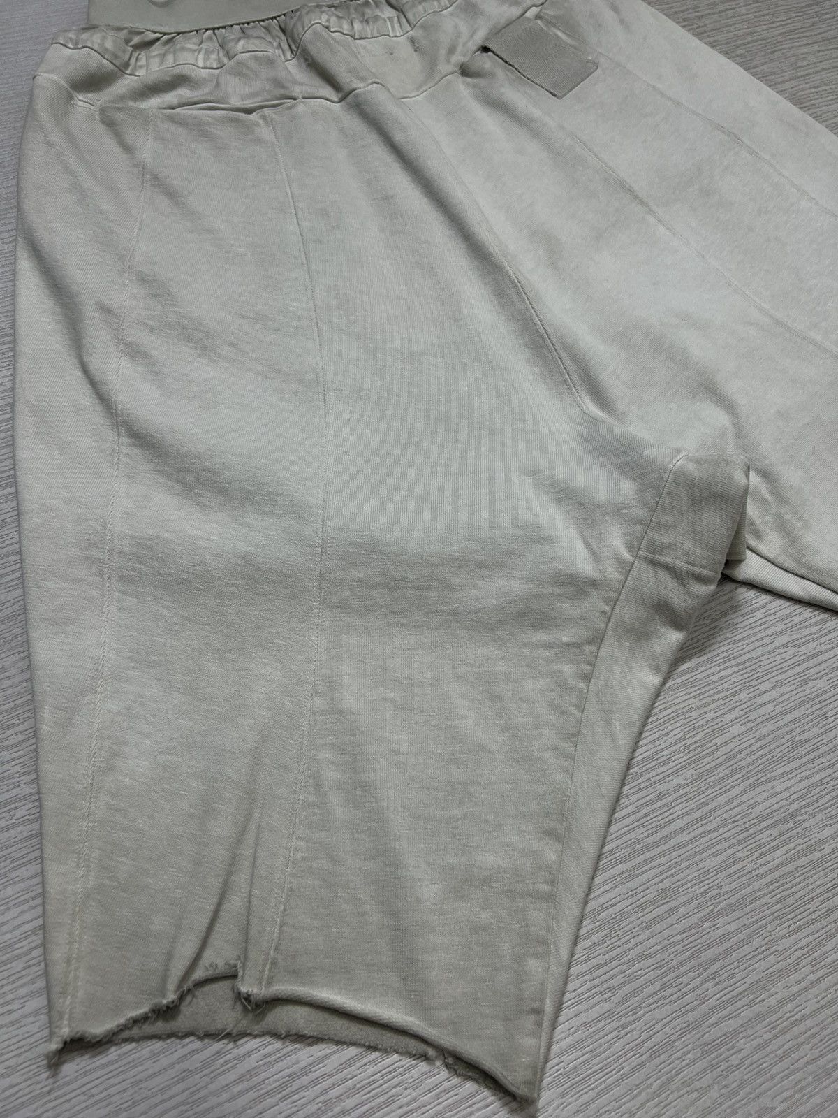 Julius Julius - S/S ‘14 “Ghost” - Over Crotch Raw Hem Sweatshorts Size US 30 / EU 46 - 11 Thumbnail