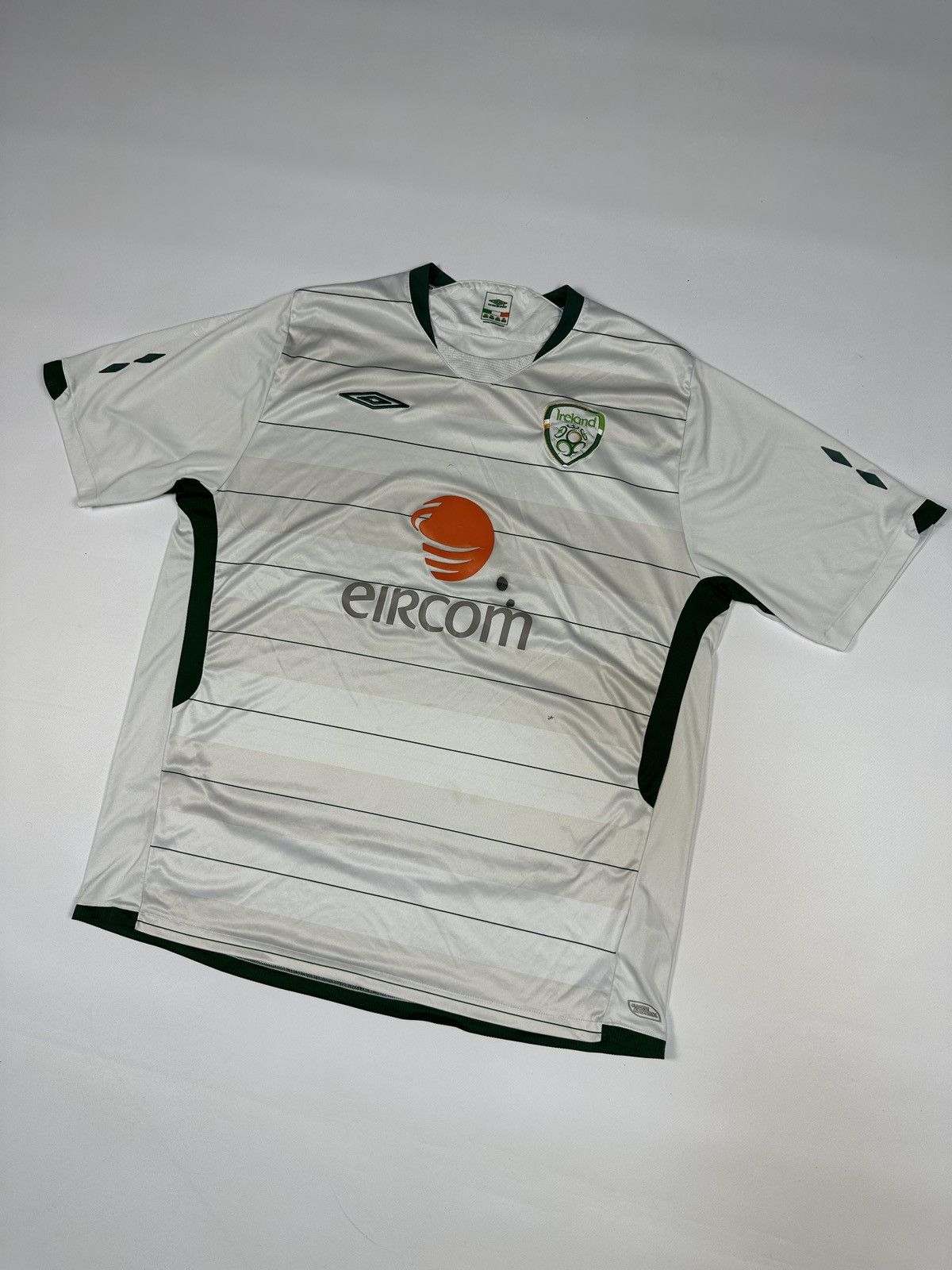 Umbro Vintage Umbro Ireland Soccer Jersey Blokecore Rare Hype VTg Size US XXL / EU 58 / 5 - 1 Thumbnail