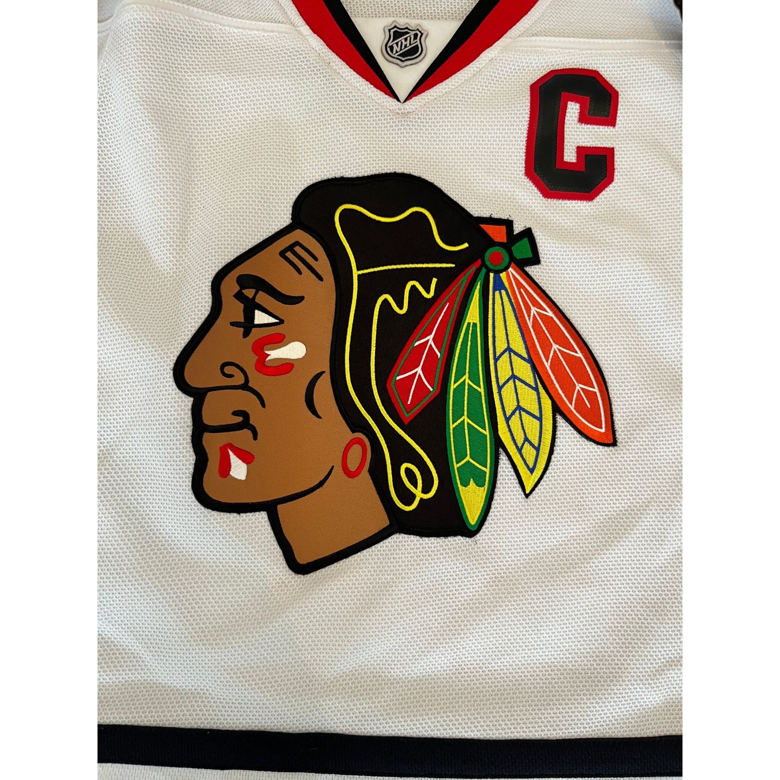 Reebok Reebok Chicago Blackhawks Jonathan Toews #19 NHL Jersey S Size S / US 4 / IT 40 - 4 Thumbnail