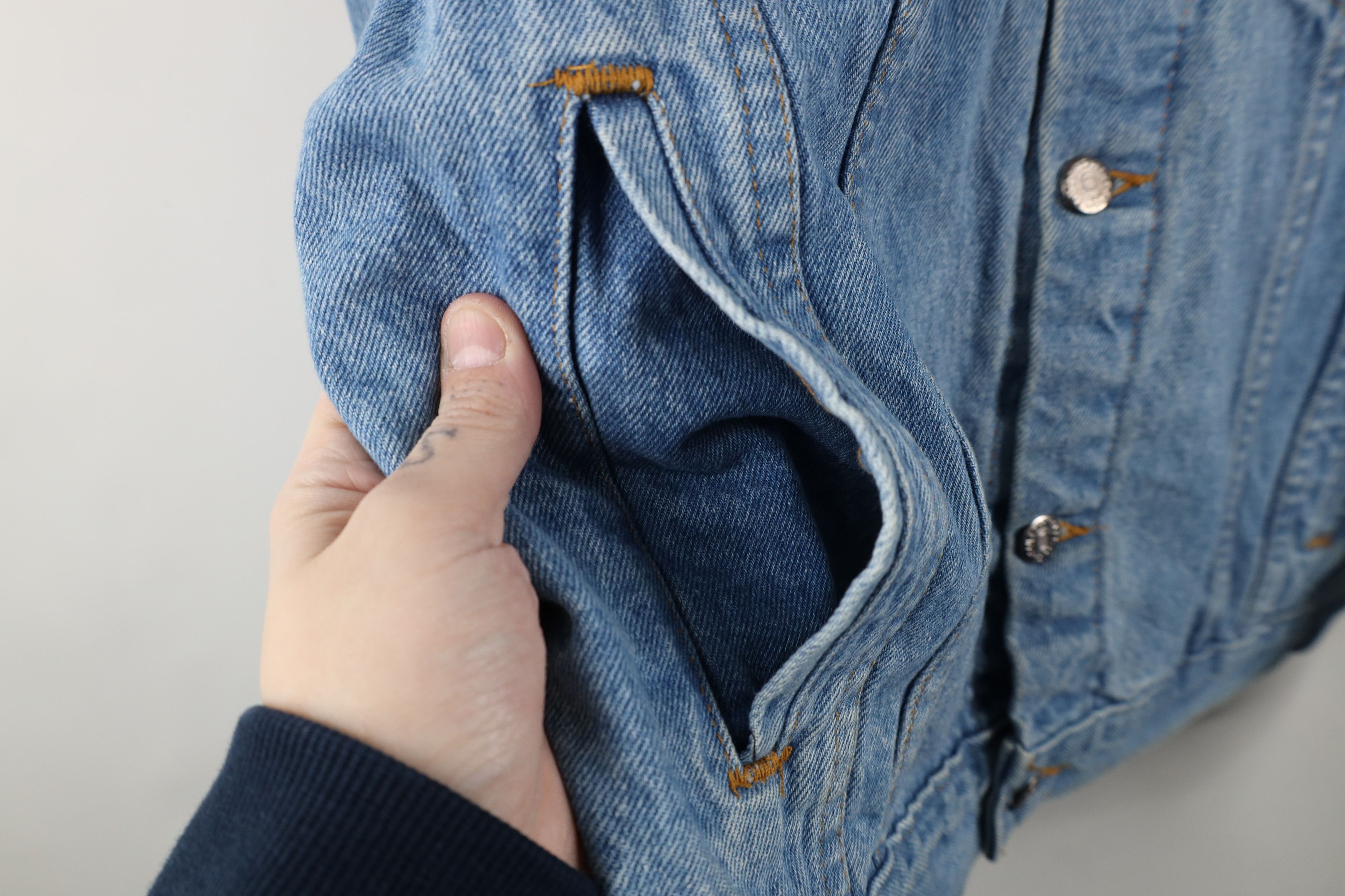 Vintage Vintage 90s Streetwear Flower Denim Jean Trucker Jacket USA Size US M / EU 48-50 / 2 - 5 Thumbnail