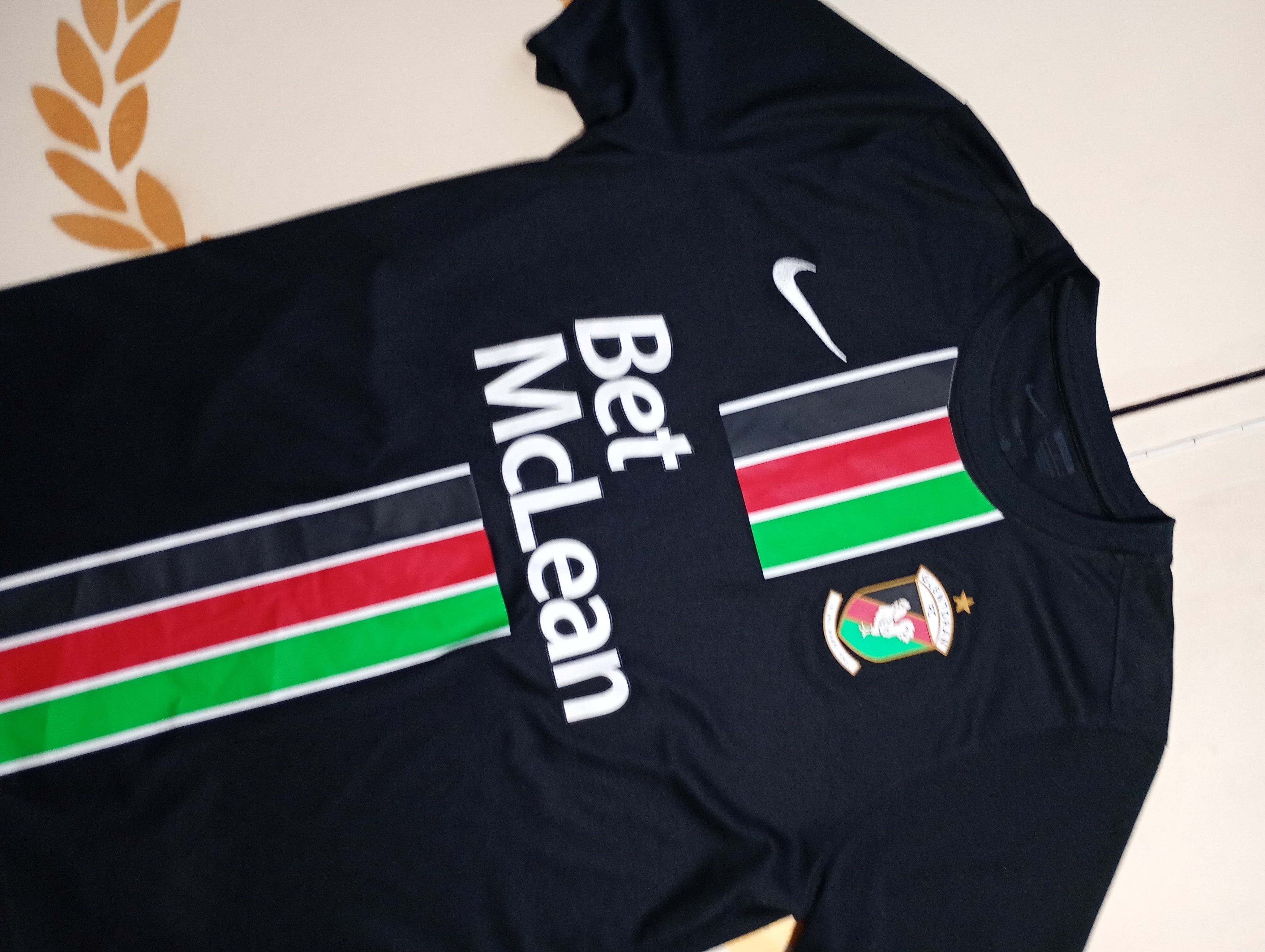 Nike Nike Glentoran FC Away Jersey 2022-2023 Size US L / EU 52-54 / 3 - 6 Thumbnail