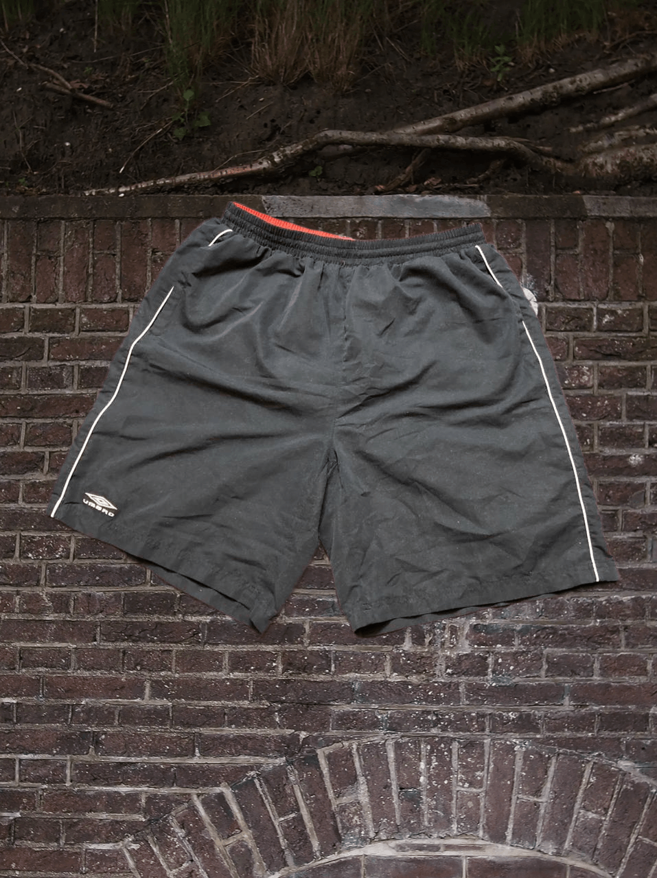 Umbro big logo black Vintage shorts Y2K Umbro size XL streetwear Size US 36 / EU 52 - 1 Thumbnail
