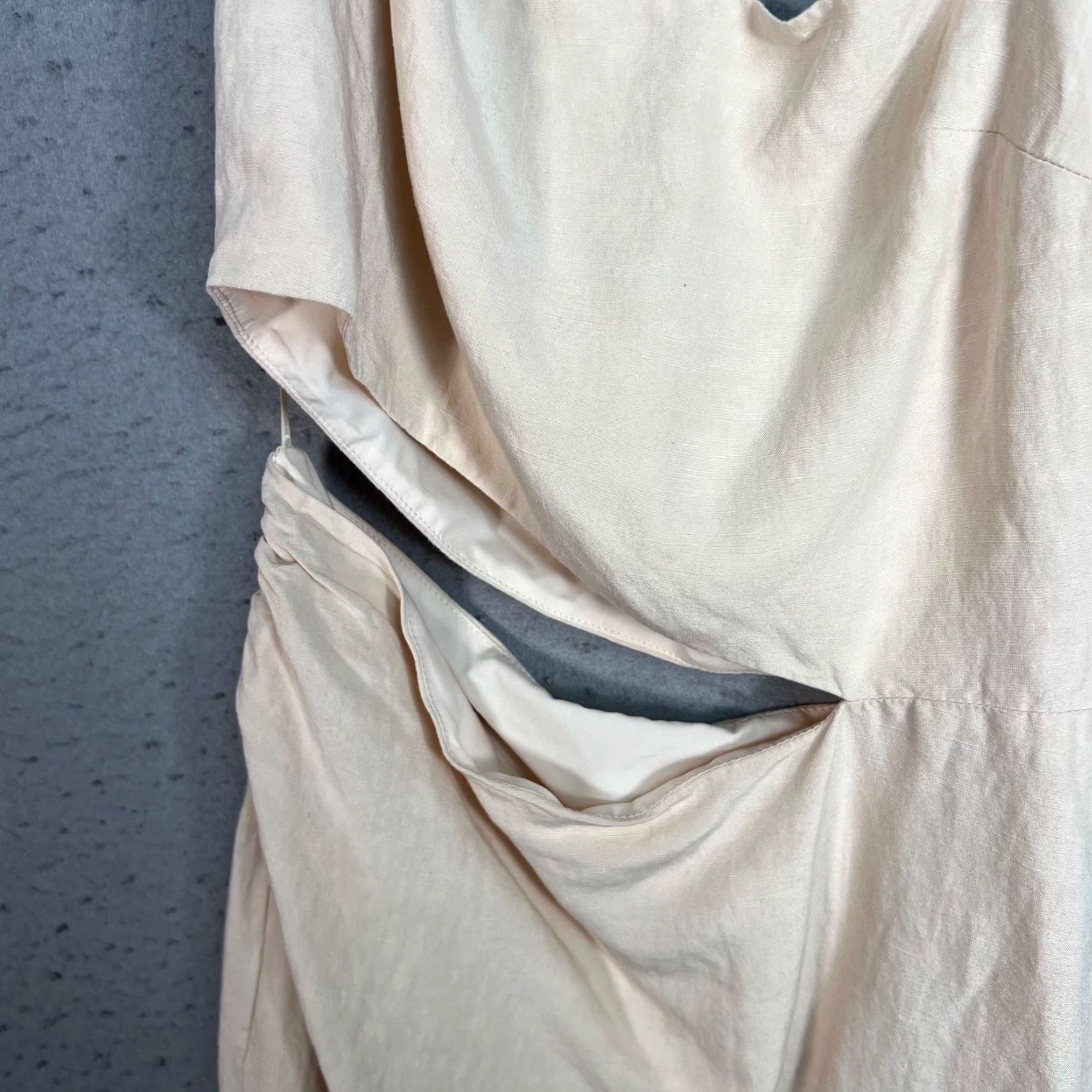 Amanda Uprichard Amanda Uprichard New York Womens Small Beige Halter Midi Dress With Cutouts Size S / US 4 / IT 40 - 5 Thumbnail