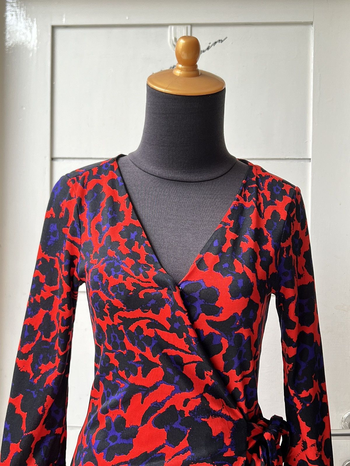 Diane von Furstenberg Diane Von Furstenberg Flower Motive Dress/Cardigan Size XS / US 0-2 / IT 36-38 - 17 Thumbnail