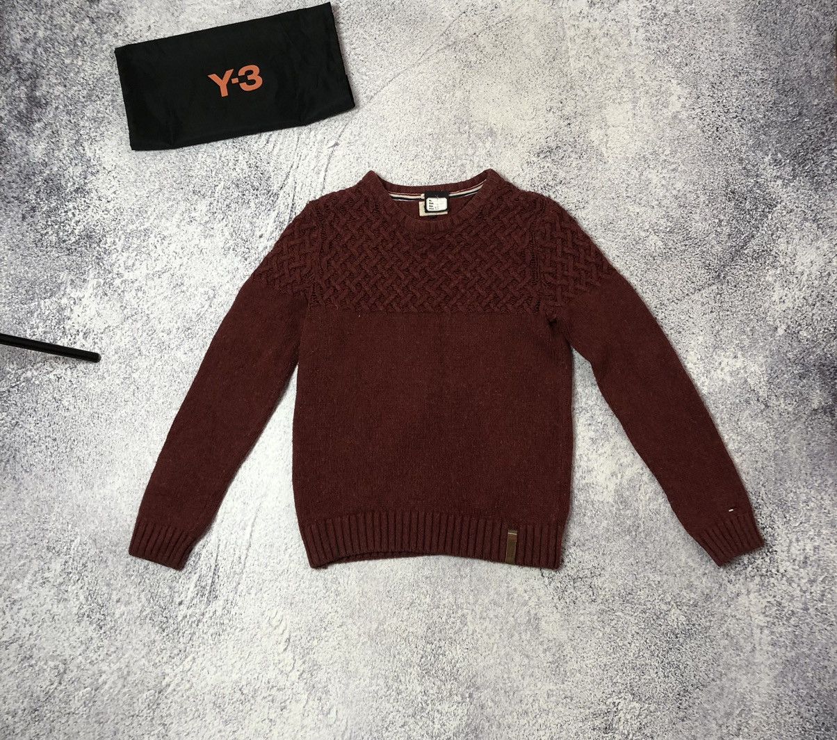 Tommy Hilfiger Sweater Tommy Hilfiger size S men’s y2k japan casual Size US S / EU 44-46 / 1 - 1 Thumbnail