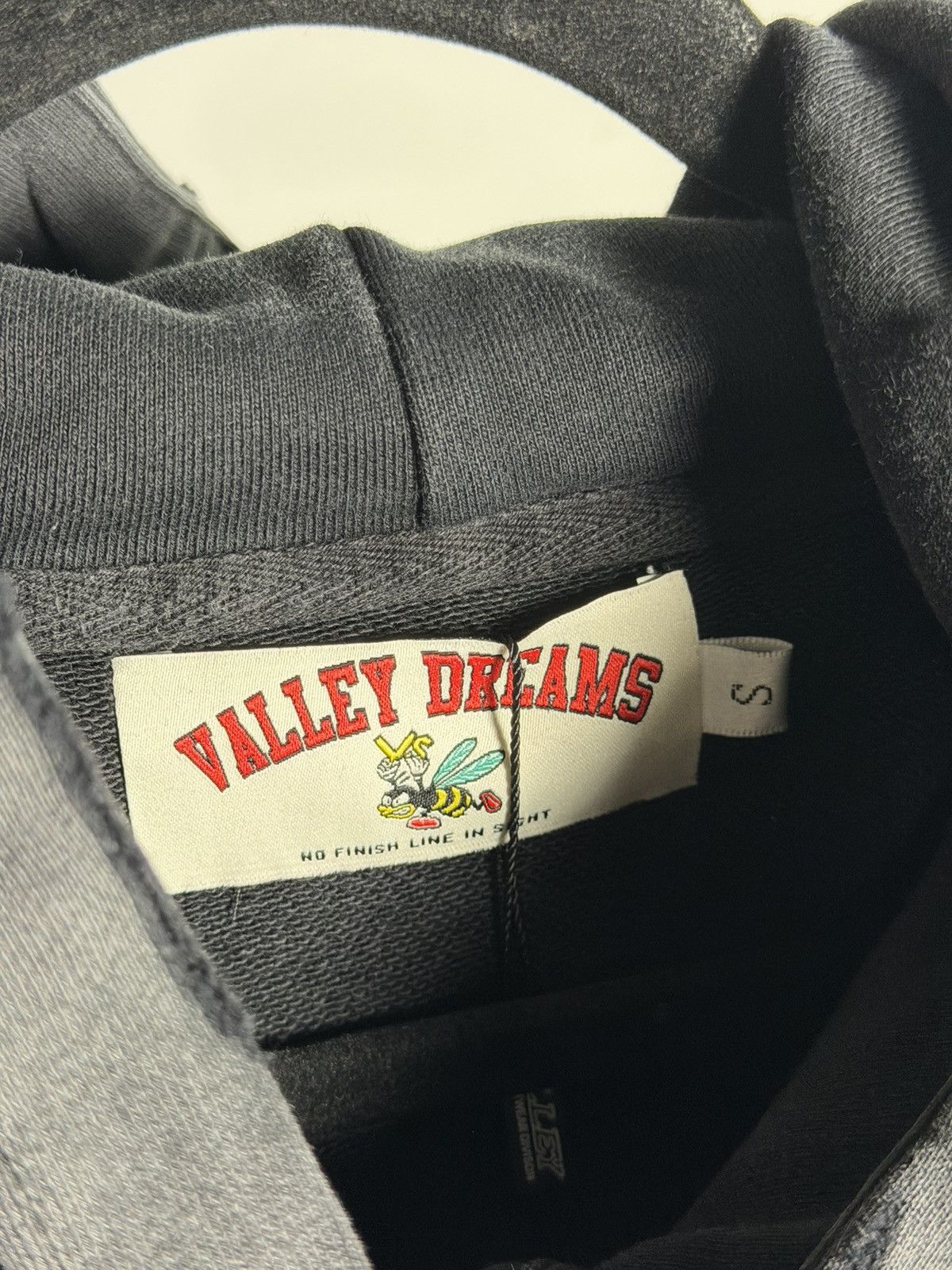 Vale Vale Forever Anthem Pullover ‘Black/Mono’ Size US S / EU 44-46 / 1 - 3 Thumbnail