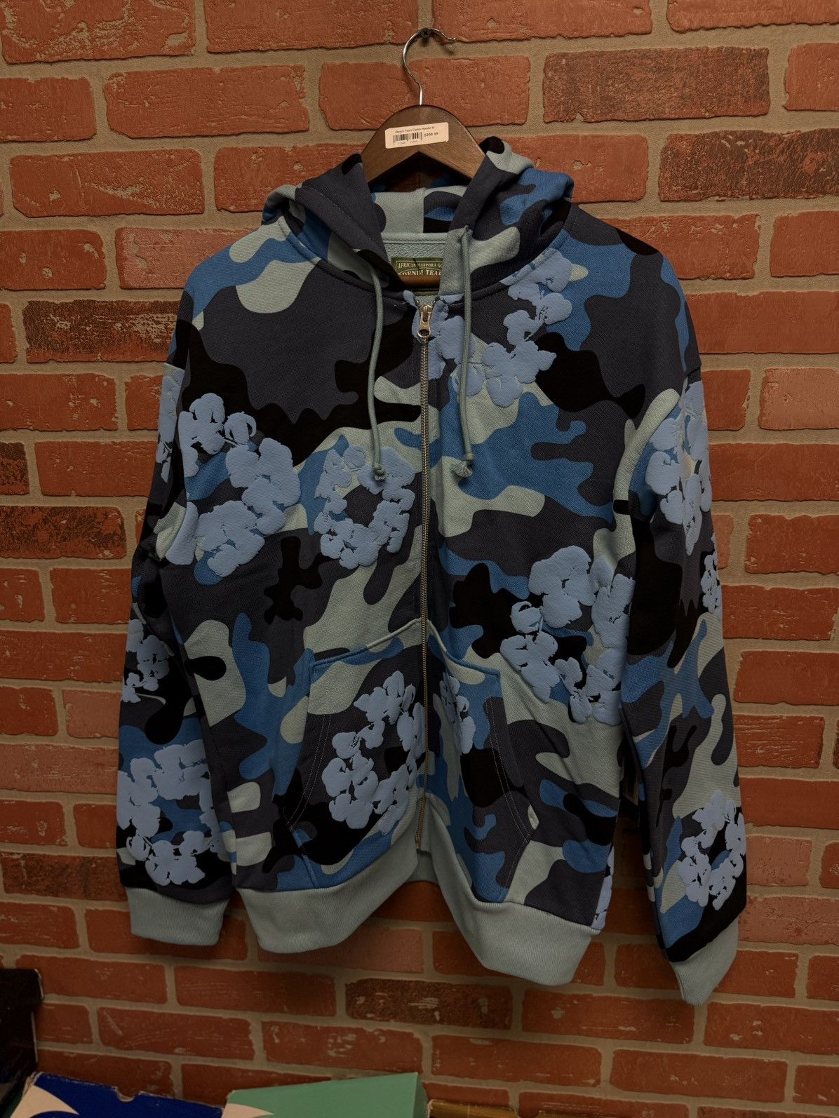 DENIM TEARS Denim Tears Cotton Wreath Hoodie Blue Size Medium (NEW) Size US M / EU 48-50 / 2 - 3 Thumbnail