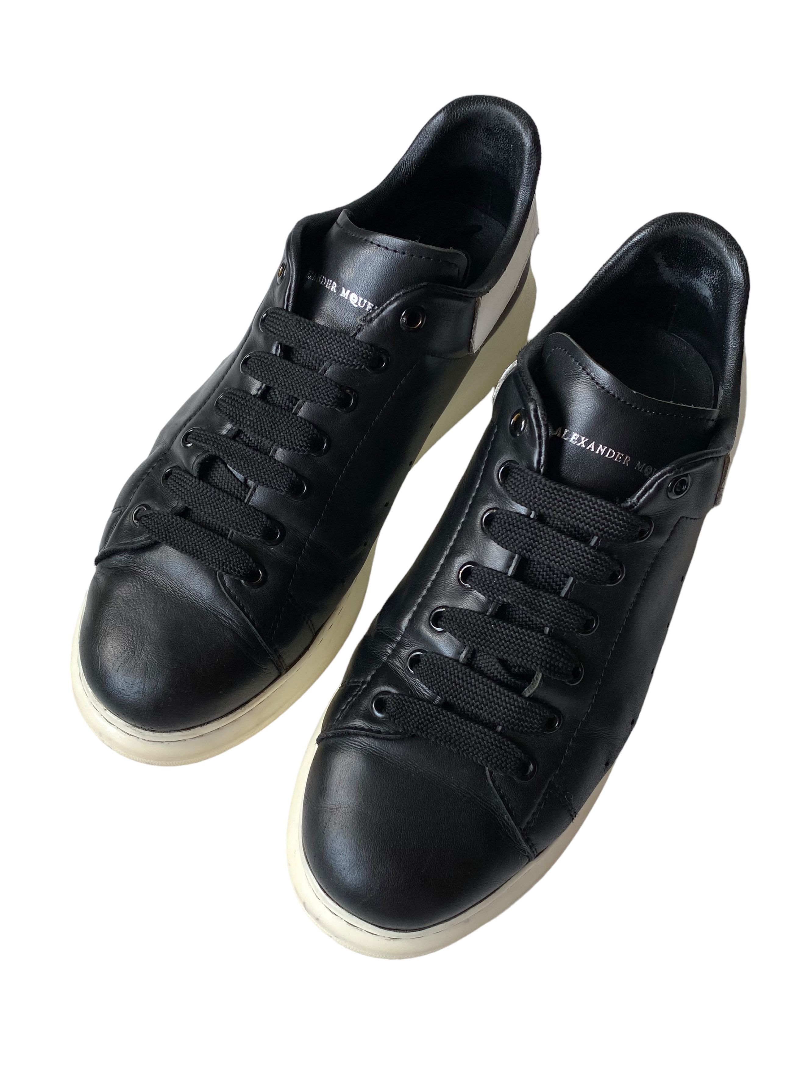 Alexander McQueen Alexander McQueen Oversized Sneakers Size US 9 / EU 42 - 2 Thumbnail
