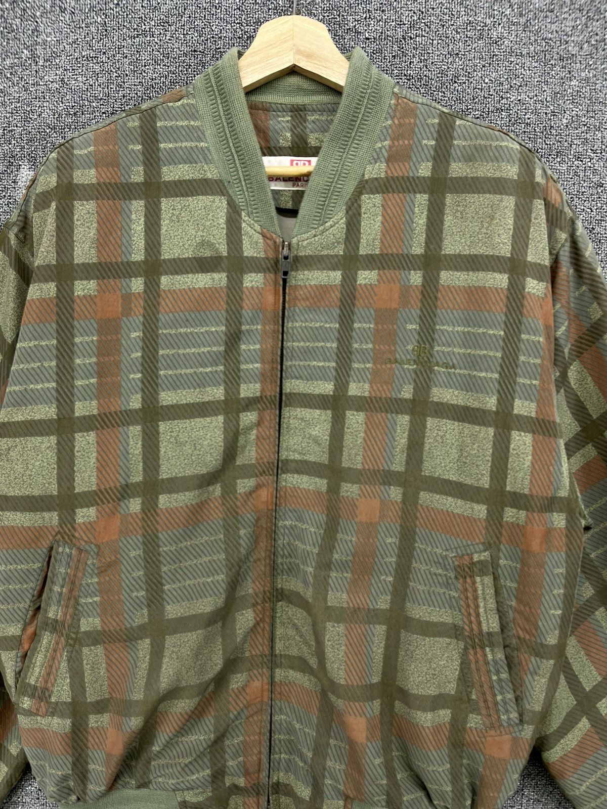 Balenciaga Vintage 90s Balenciaga Paris Checkered Shadow Plaids Jacket Size US L / EU 52-54 / 3 - 5 Thumbnail