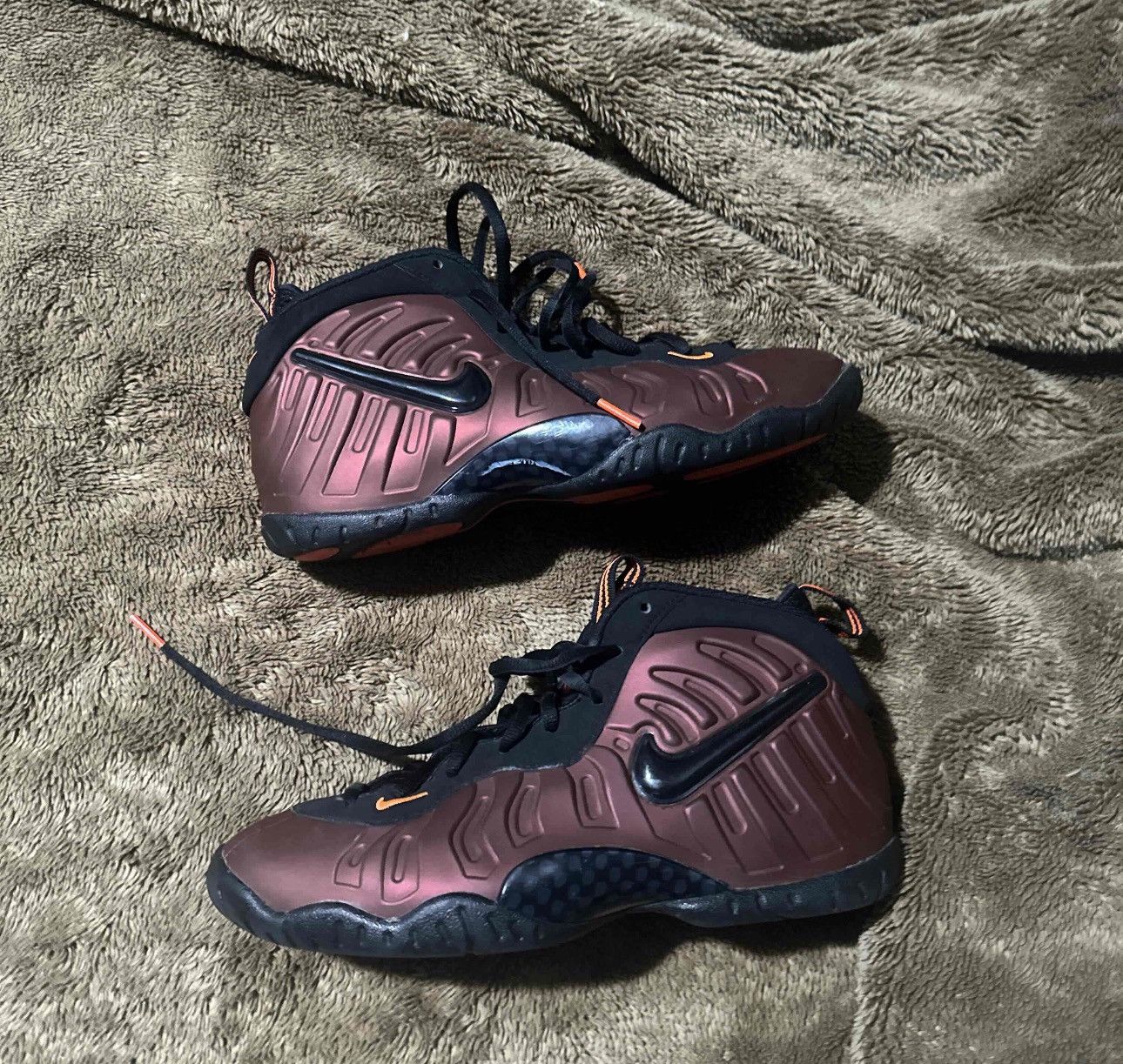 Nike Nike size 6.5y Size US 6.5 / EU 39-40 - 1 Thumbnail