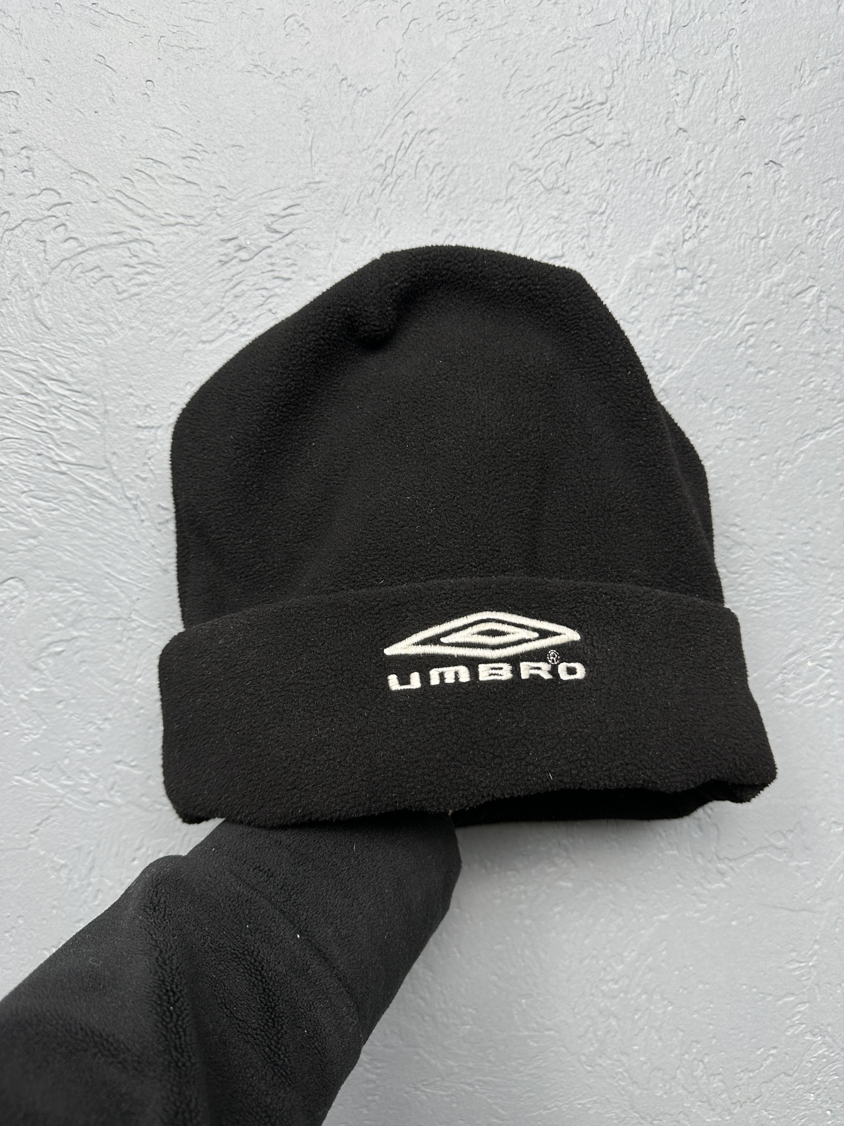 Umbro Umbro Vintage Mens Fleece Beanie Hat Size ONE SIZE - 1 Thumbnail