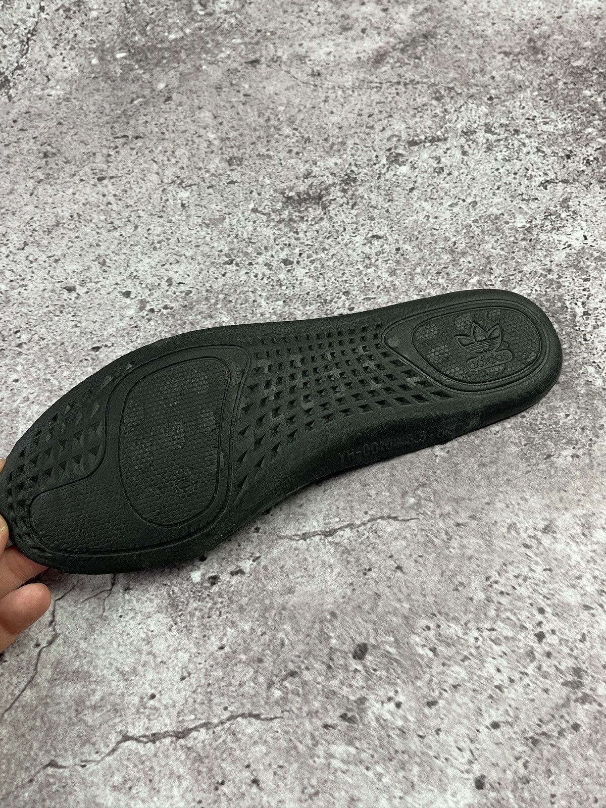 Adidas × Kanye West Adidas Yeezy Boost 350 V2 Dazzling Blue Black Blue Sneakers Size US 6.5 / IT 36.5 - 13 Thumbnail