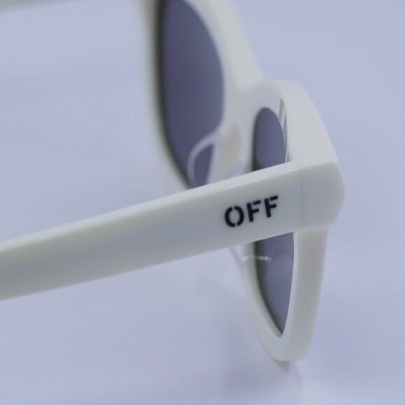 Off-White Off-White OERI143 LINCOLN 0107 Sunglasses White Square Frame Size ONE SIZE - 9 Thumbnail