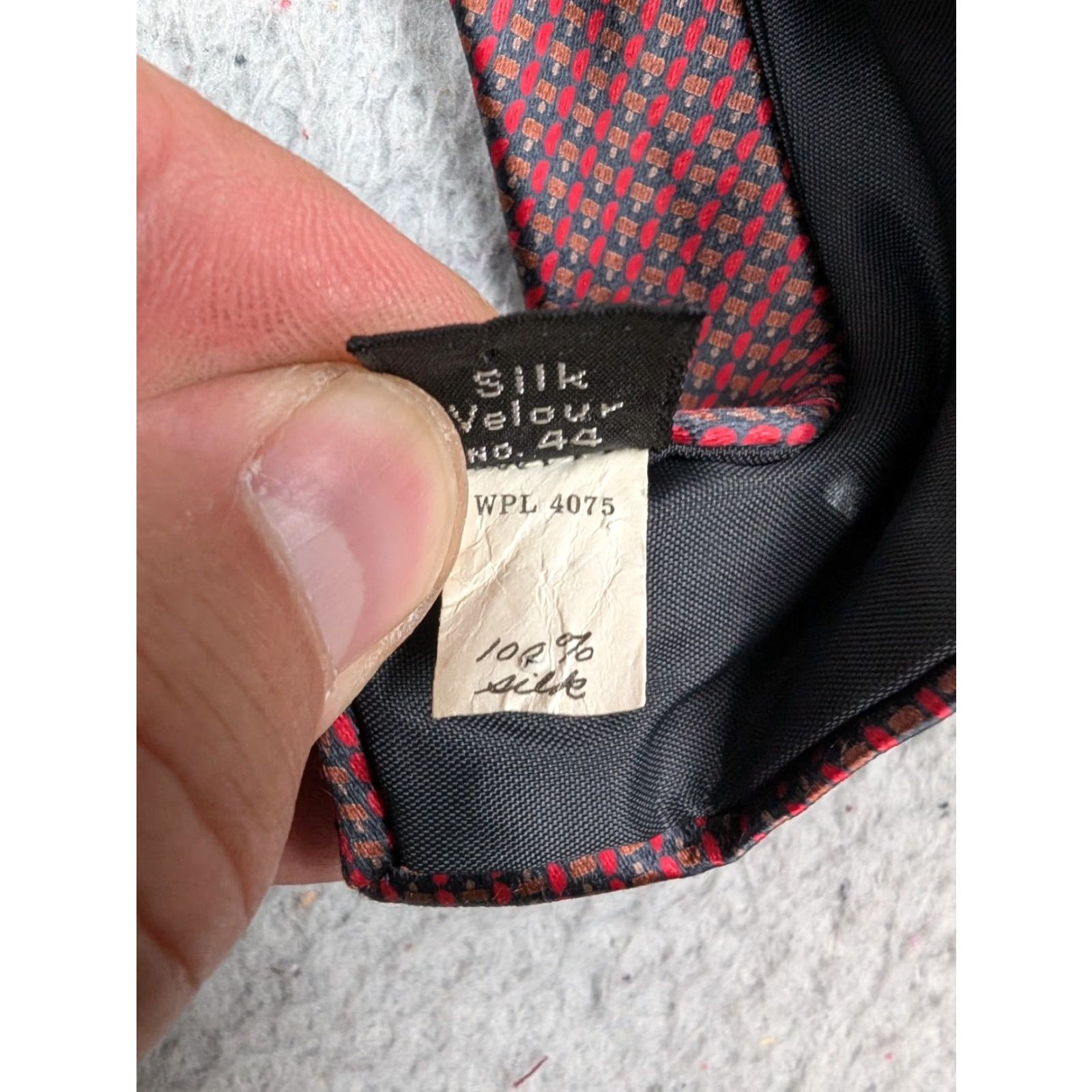 Oscar De La Renta VINTAGE Oscar de la Renta Tie Mens One Size Burgundy Red Silk Velour Micro 70s Slim Tie Geometric Pattern Size ONE SIZE - 5 Thumbnail