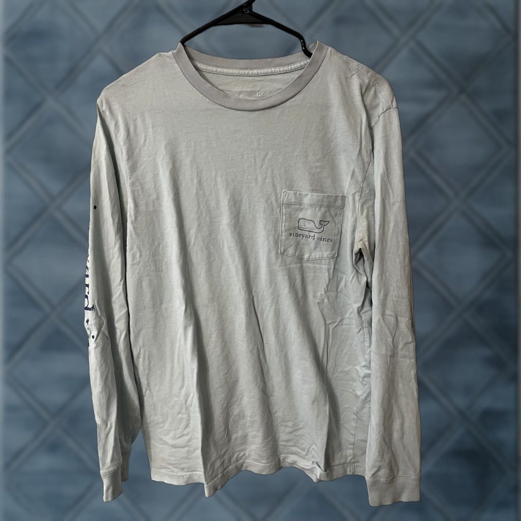 Vineyard Vines Vineyard Vines T Shirt Mens Small Light Blue Whale Pocket Long Sleeve Size US S / EU 44-46 / 1 - 1 Thumbnail