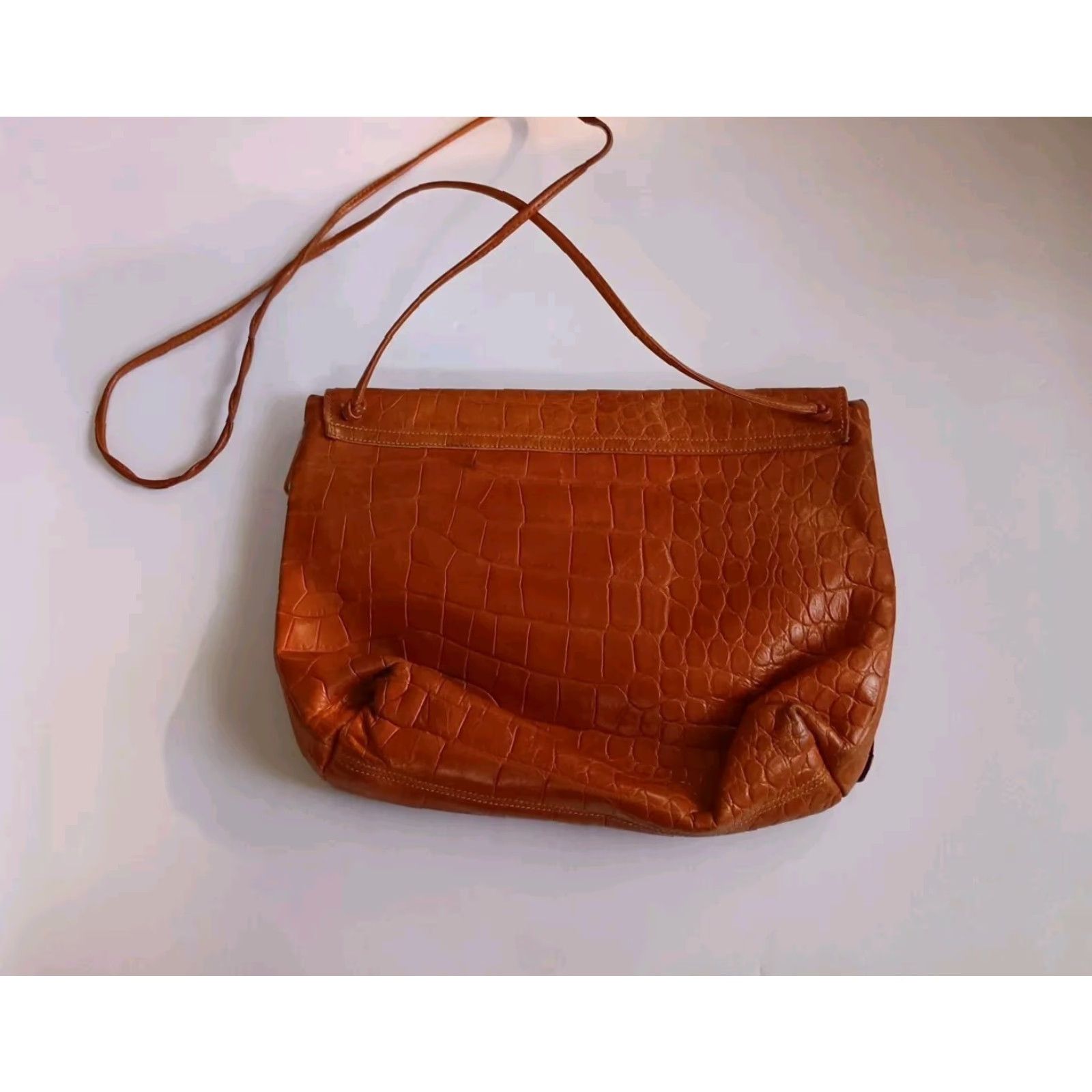 Vintage VINTAGE Carlos Falchi Shoulder Bag Crocodile Leather Brown Medium Brown Leather Lining Black Leather Snap Closure Crossbody Strap Women 90s Style Size ONE SIZE - 6 Thumbnail
