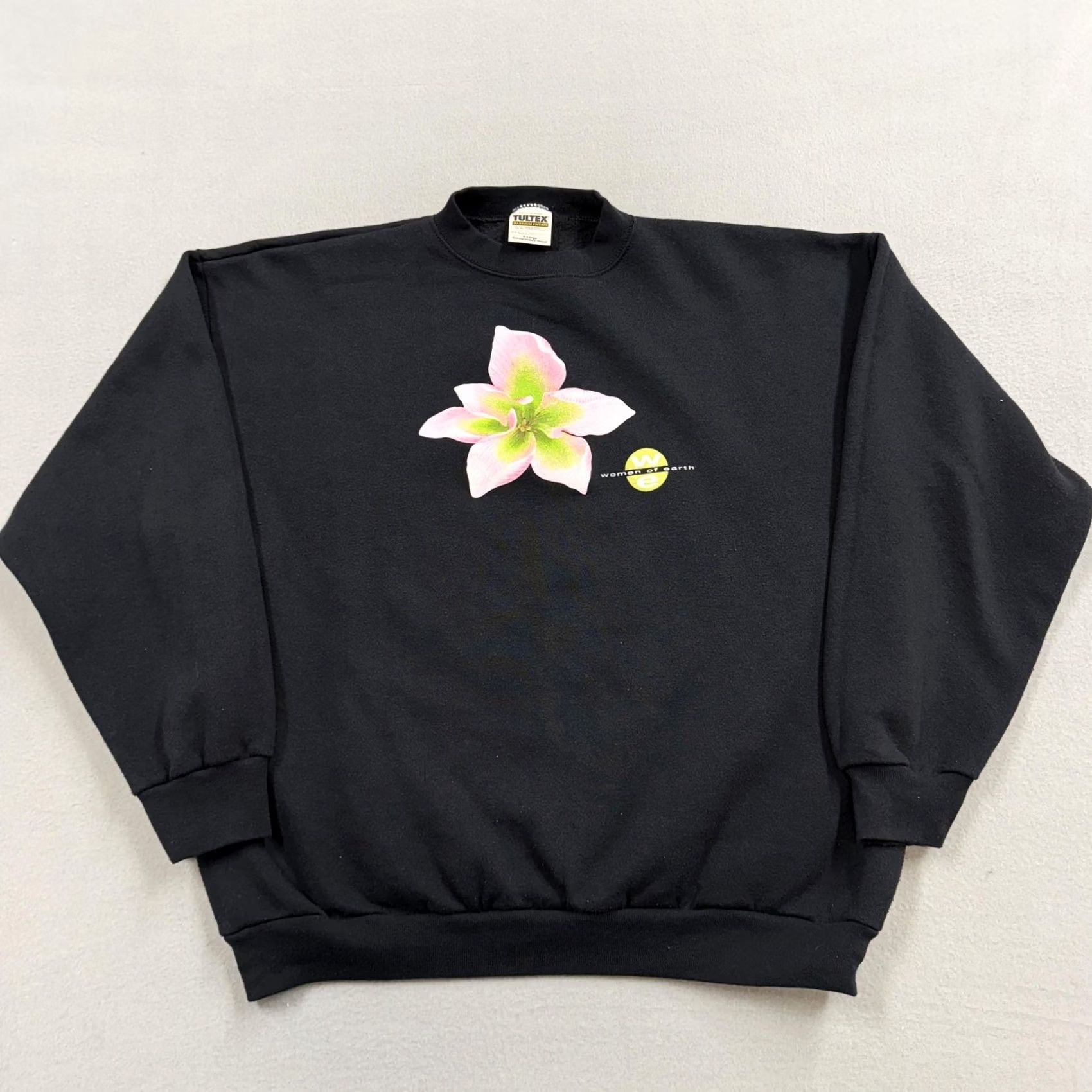 Tultex Vintage Avon Crewneck Sweatshirt Womens XL Black Floral Logo Tultex 90s Sweatshirt Cotton Polyester Fleece Graphic Print Size XL / US 12-14 / IT 48-50 - 2 Thumbnail