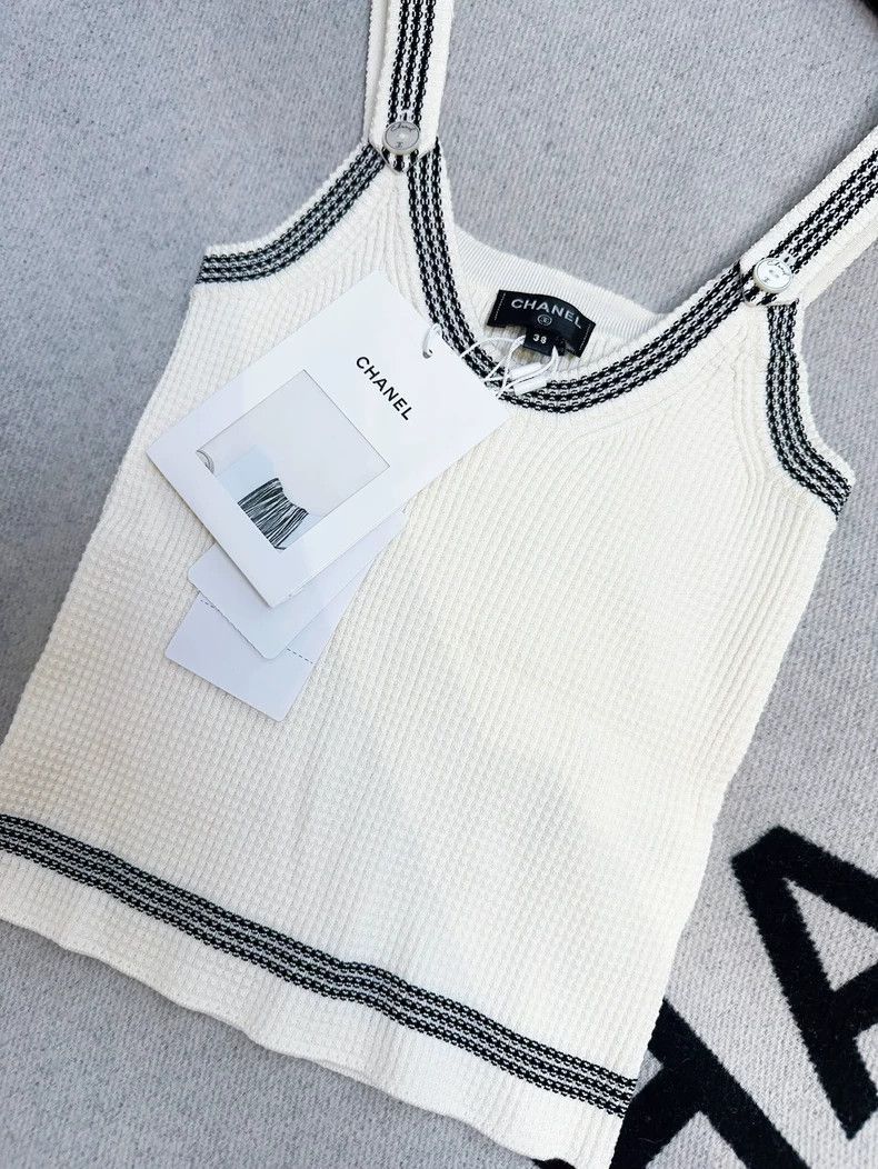 Chanel Chanel 22C White Knit Tank Top Size M / US 6-8 / IT 42-44 - 7 Thumbnail