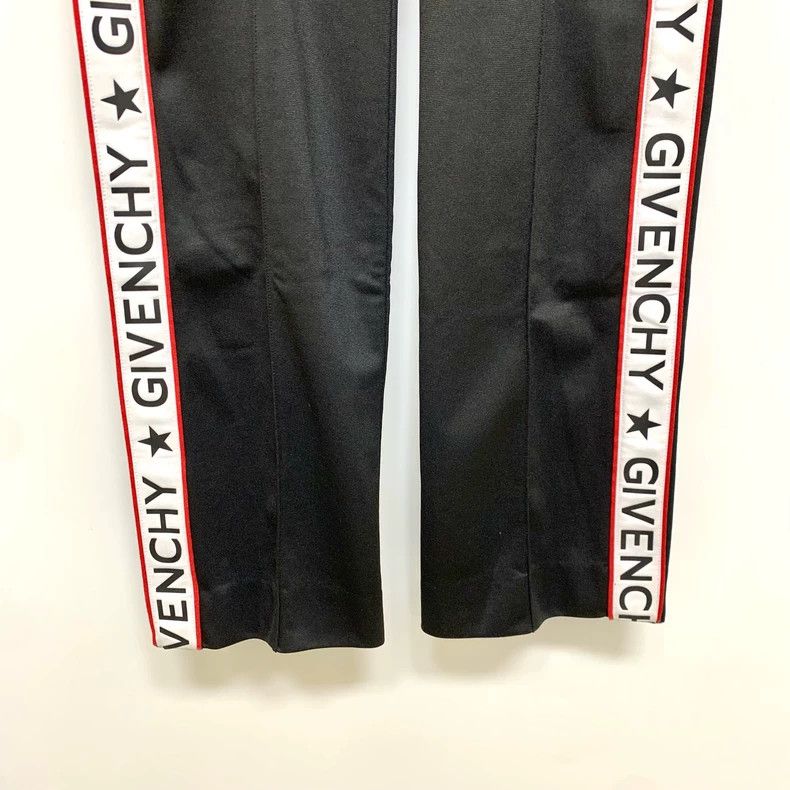 Givenchy Givenchy SizeS Popular Classic Side Stripe Logo Jersey Size US 31 - 4 Thumbnail