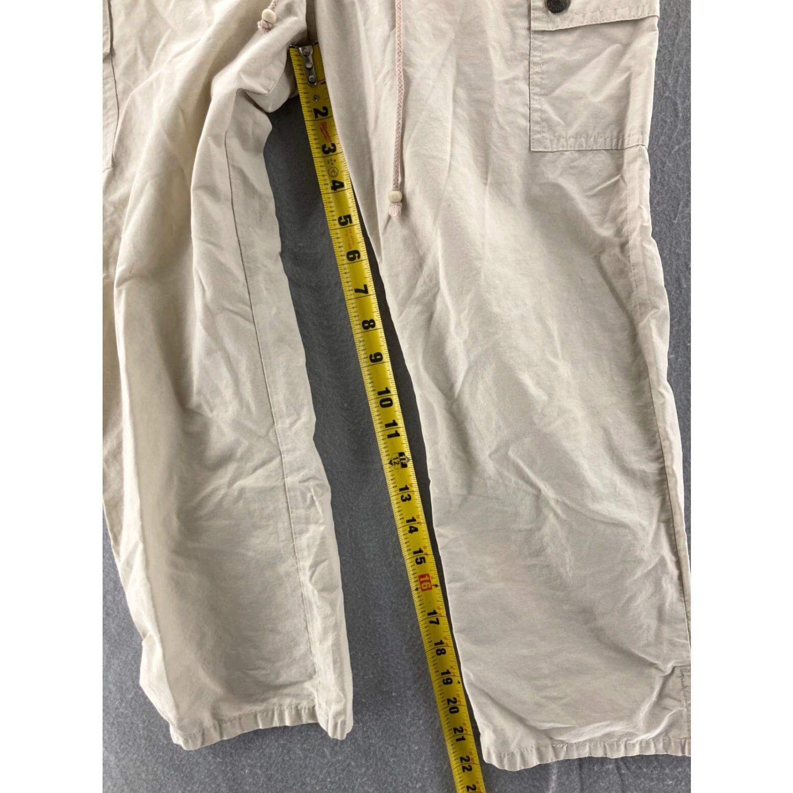 Vintage VINTAGE Mudd Jeans Cropped Capri Cargo Low Rise Womens Size 1 Khaki Y2K Size 25" / US 0 / IT 36 - 6 Thumbnail