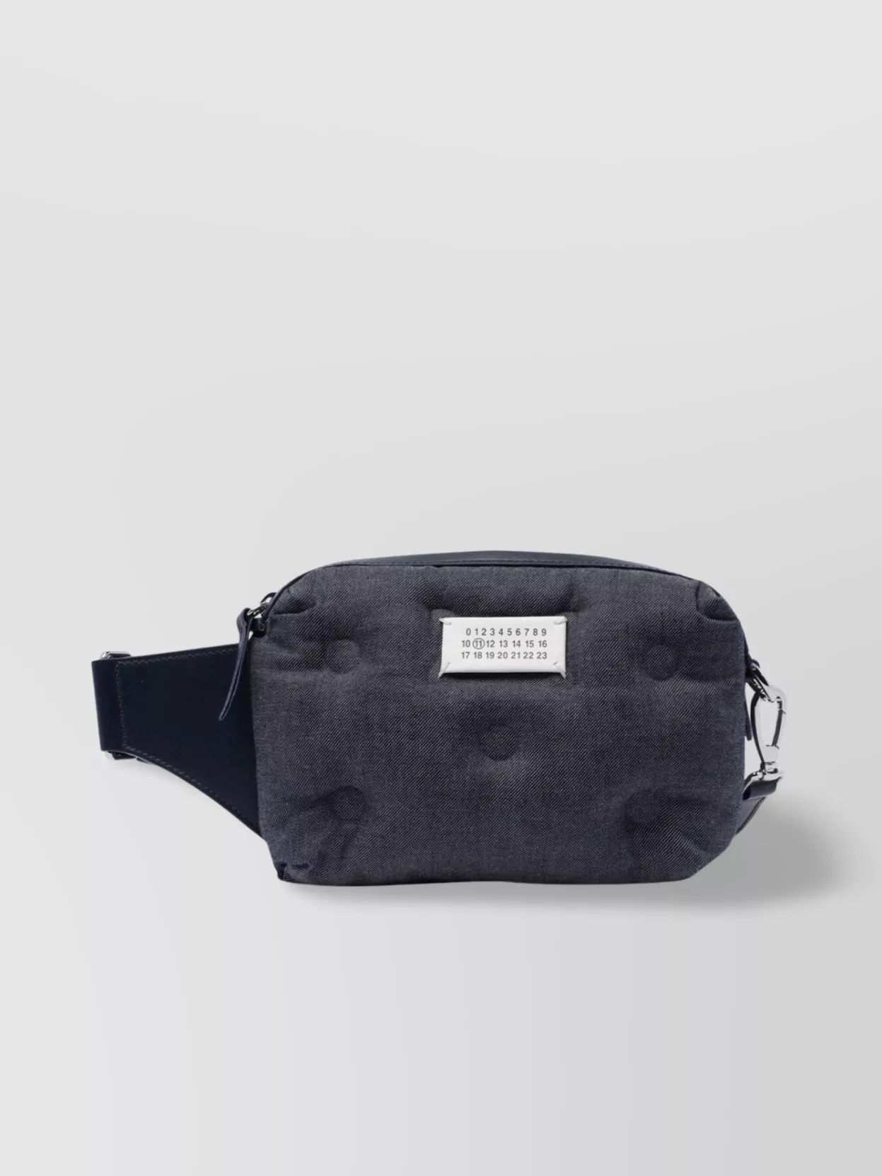 Maison Margiela oc11z1225 Size: OS / Belt Bag in Grey Size ONE SIZE - 1 Preview