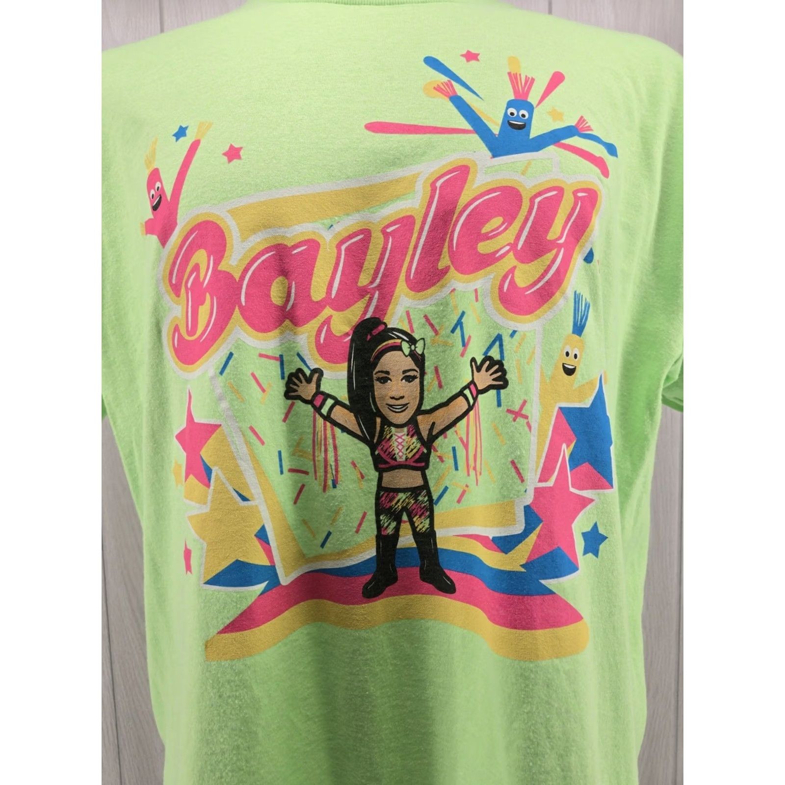 SOMET WWE X Nerds Bayley We Want Some Bayley Cartoon T-Shirt XL Mens Green Graphic Print Size US XL / EU 56 / 4 - 3 Thumbnail